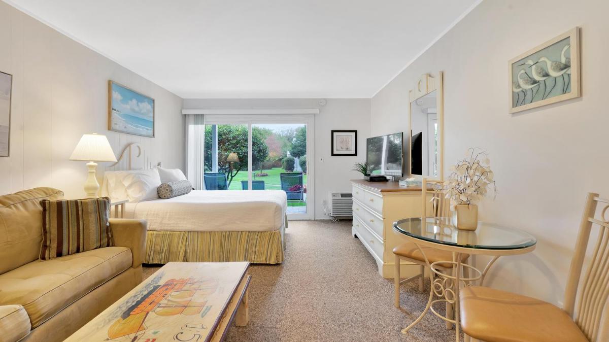 East Hampton House Resort 121