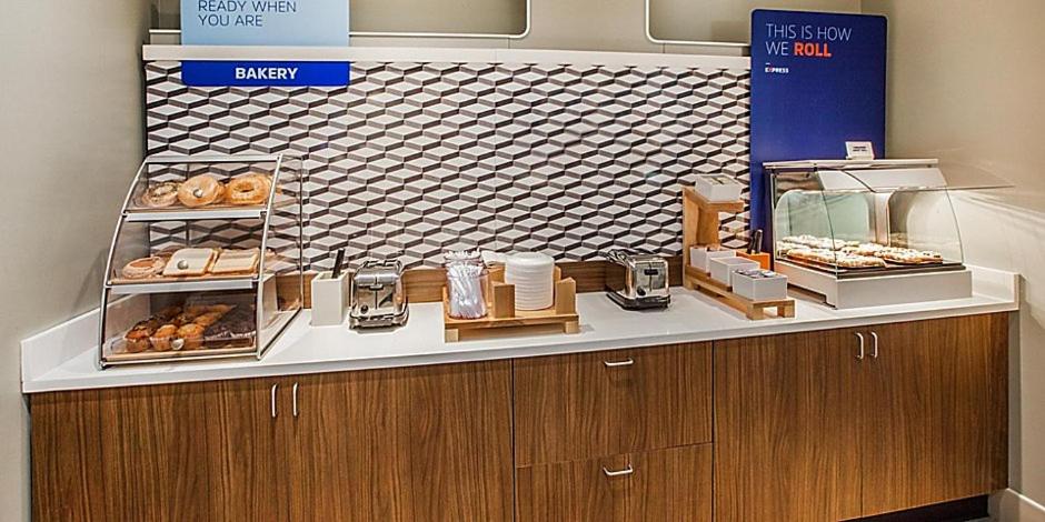 Hotel Holiday Inn Express & Suites Manitou Springs By Ihg