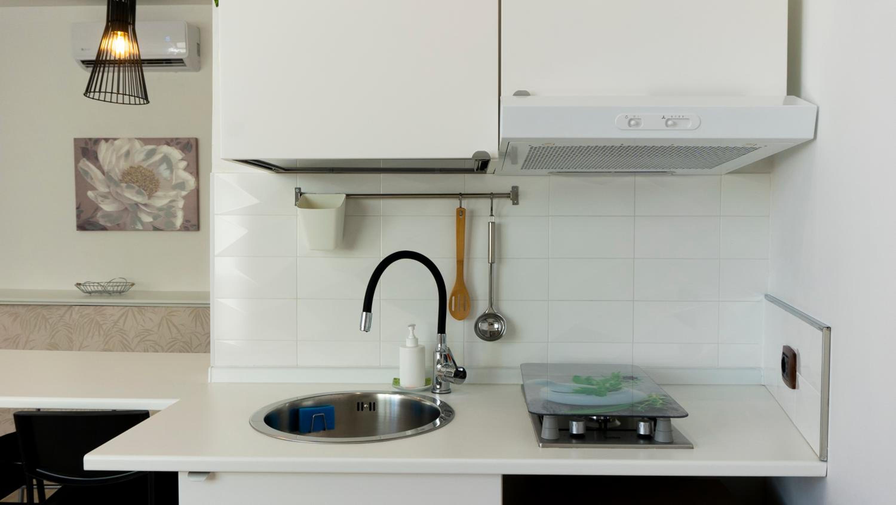 Insula Maris en Trani — kitchen