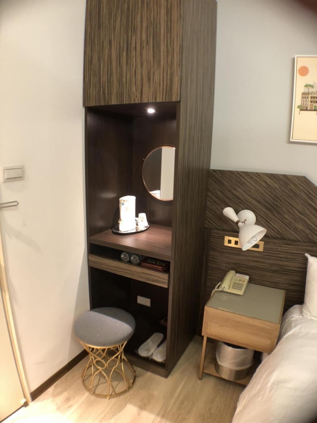 H Hotel