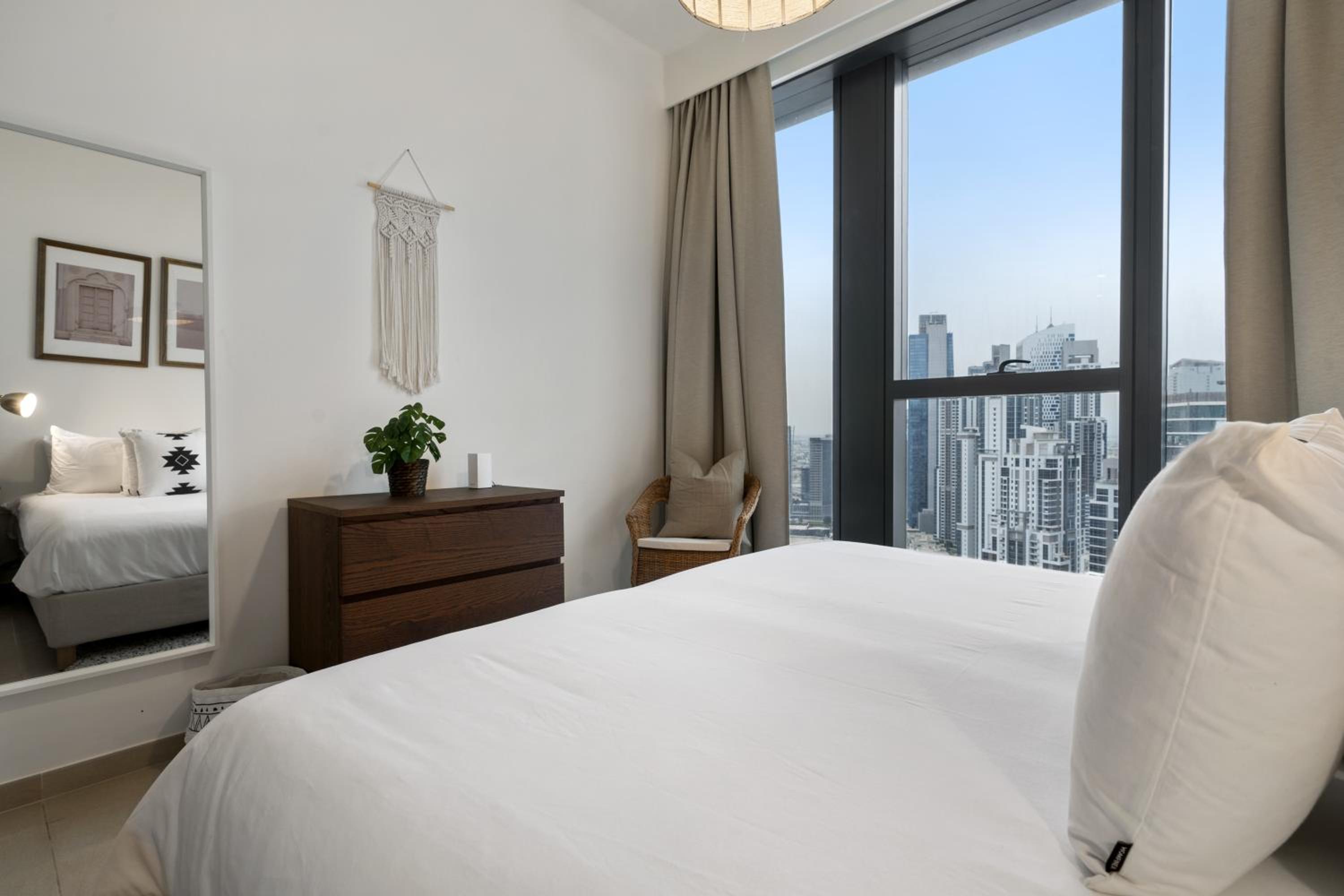 Breathtaking City Views From DT Apt with Terrace