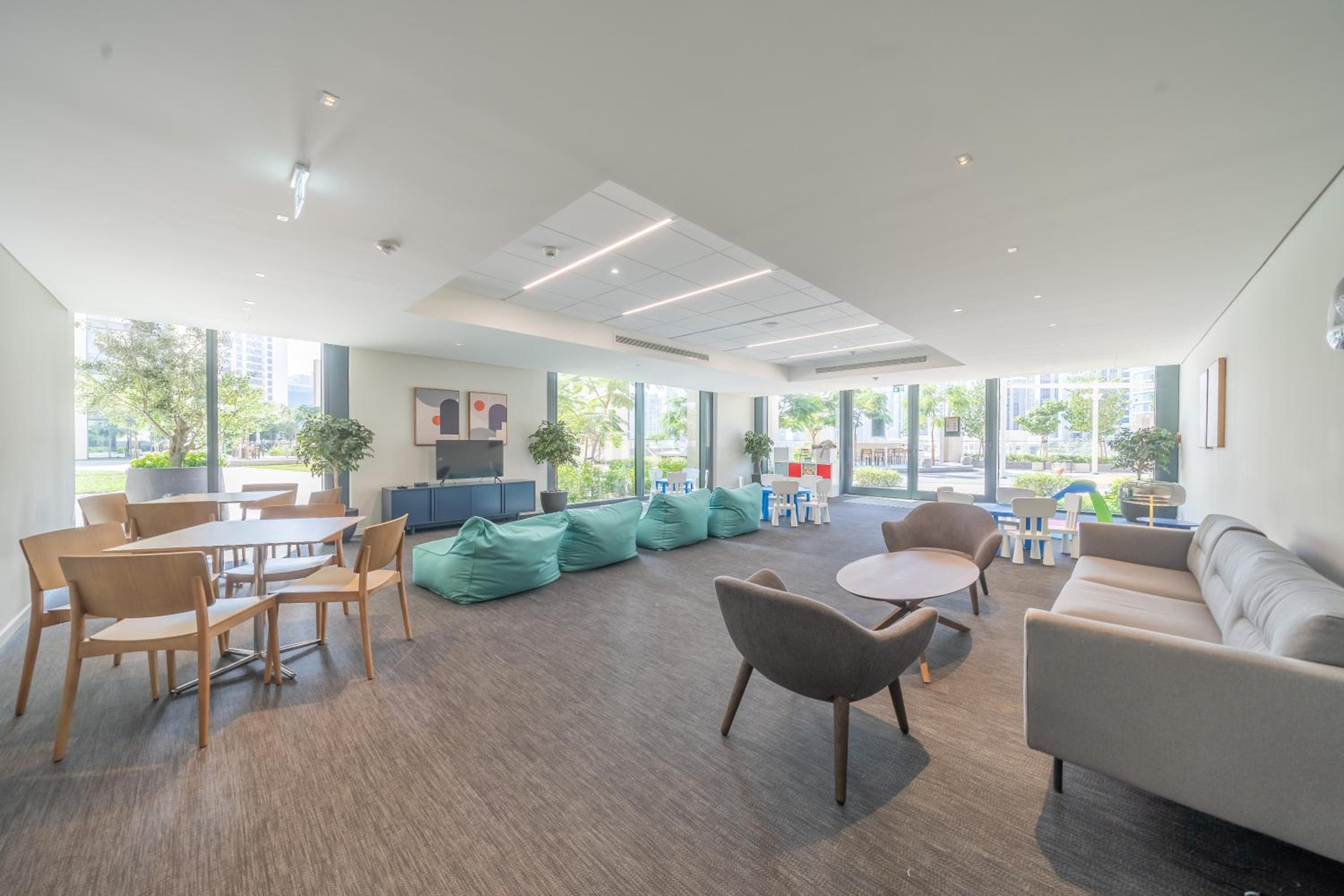 Breathtaking City Views From DT Apt with Terrace
