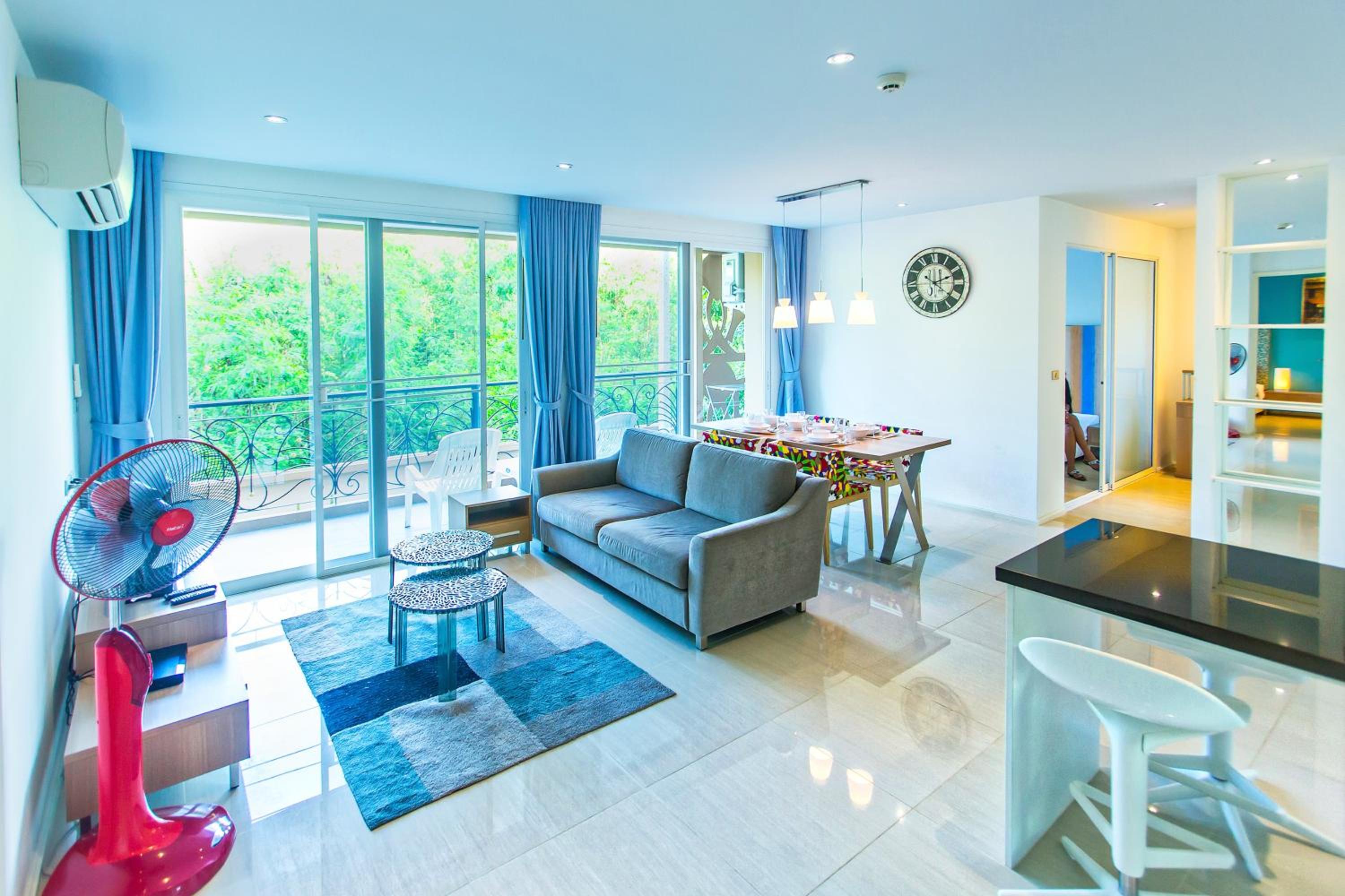 Atlantis Residence - Huge Saltwater Waterpark, Gym & Kids Playground - Free Parking