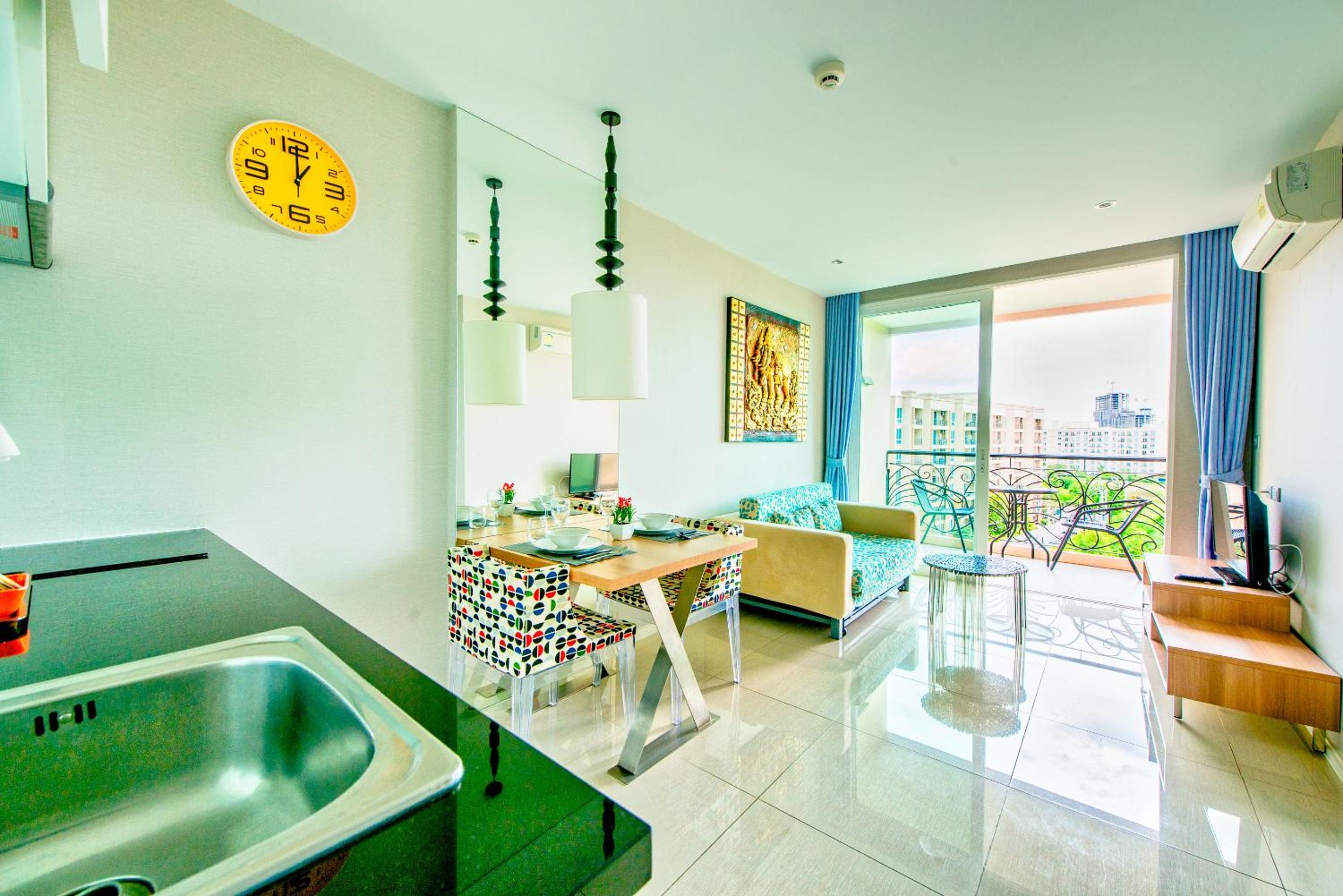 Atlantis Residence - Huge Saltwater Waterpark, Gym & Kids Playground - Free Parking