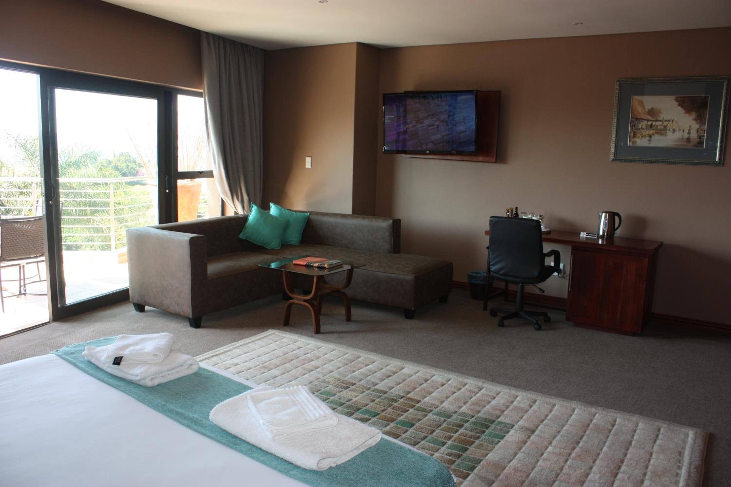 Over The Moon Guesthouse