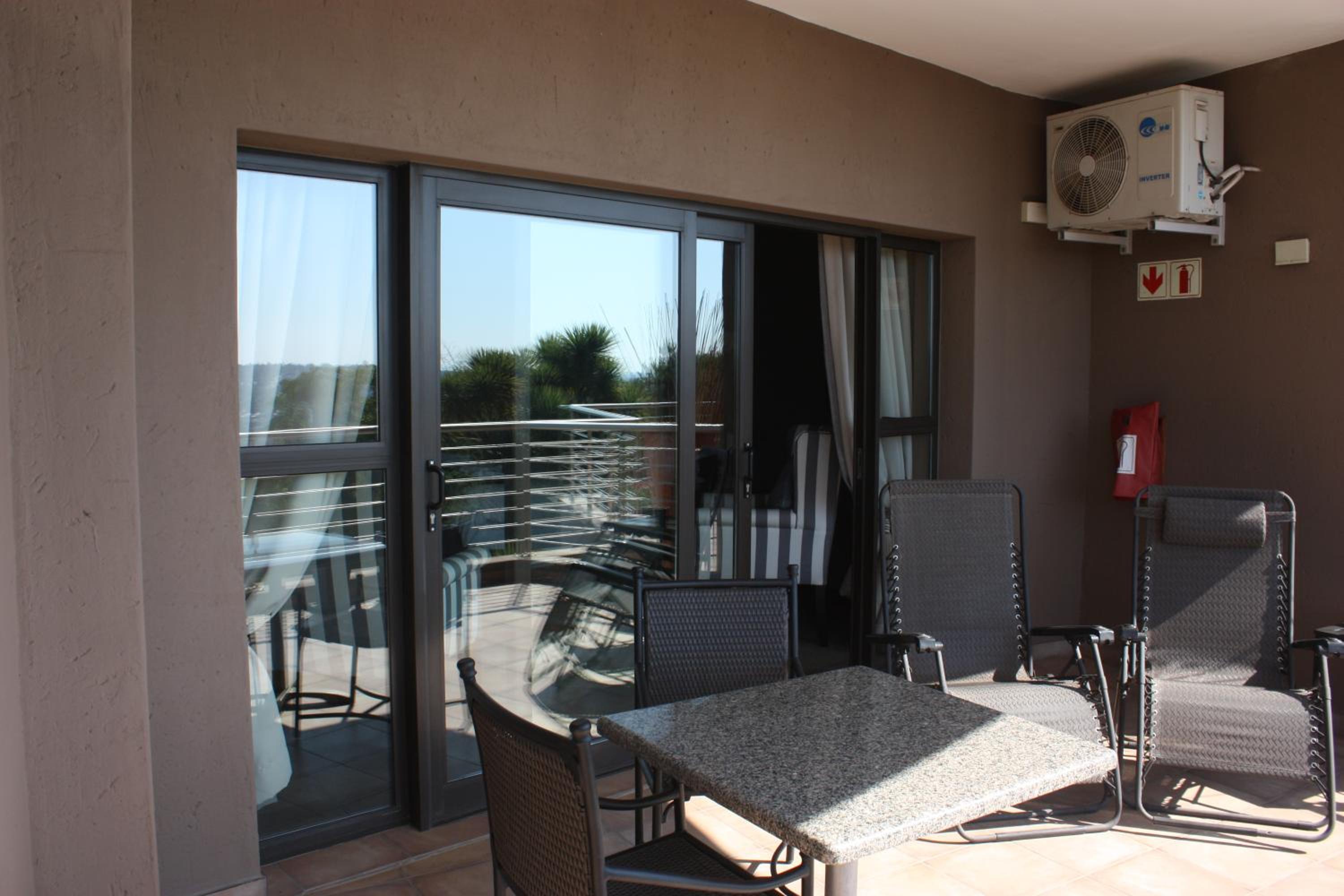 Over The Moon Guesthouse