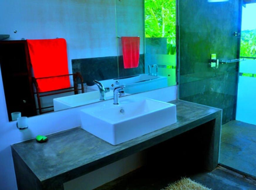 Jungle Heart Cabanas