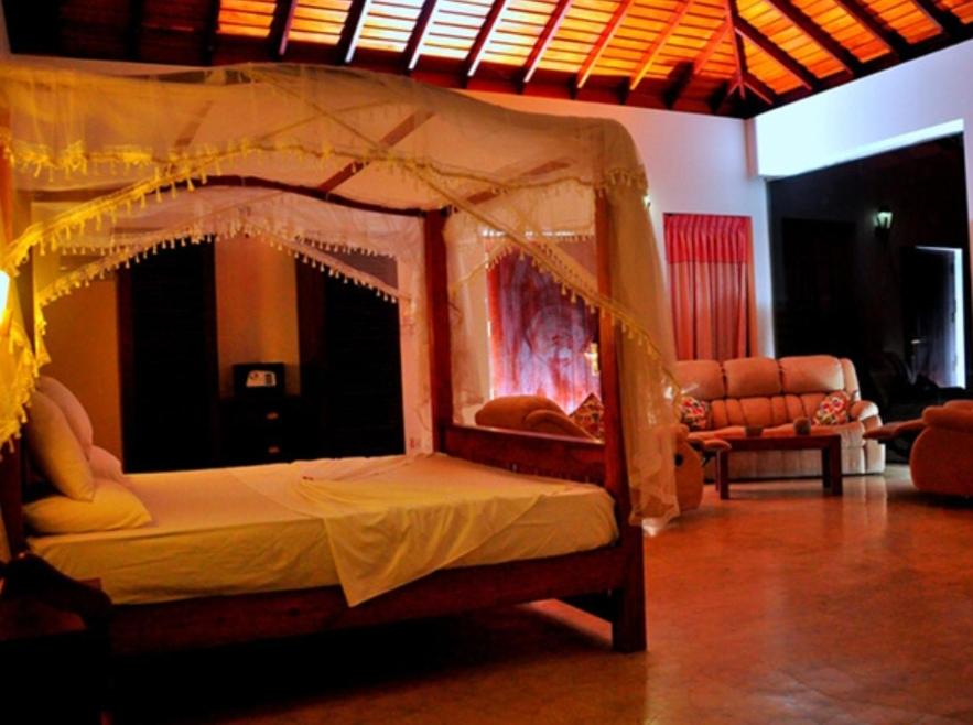 Jungle Heart Cabanas