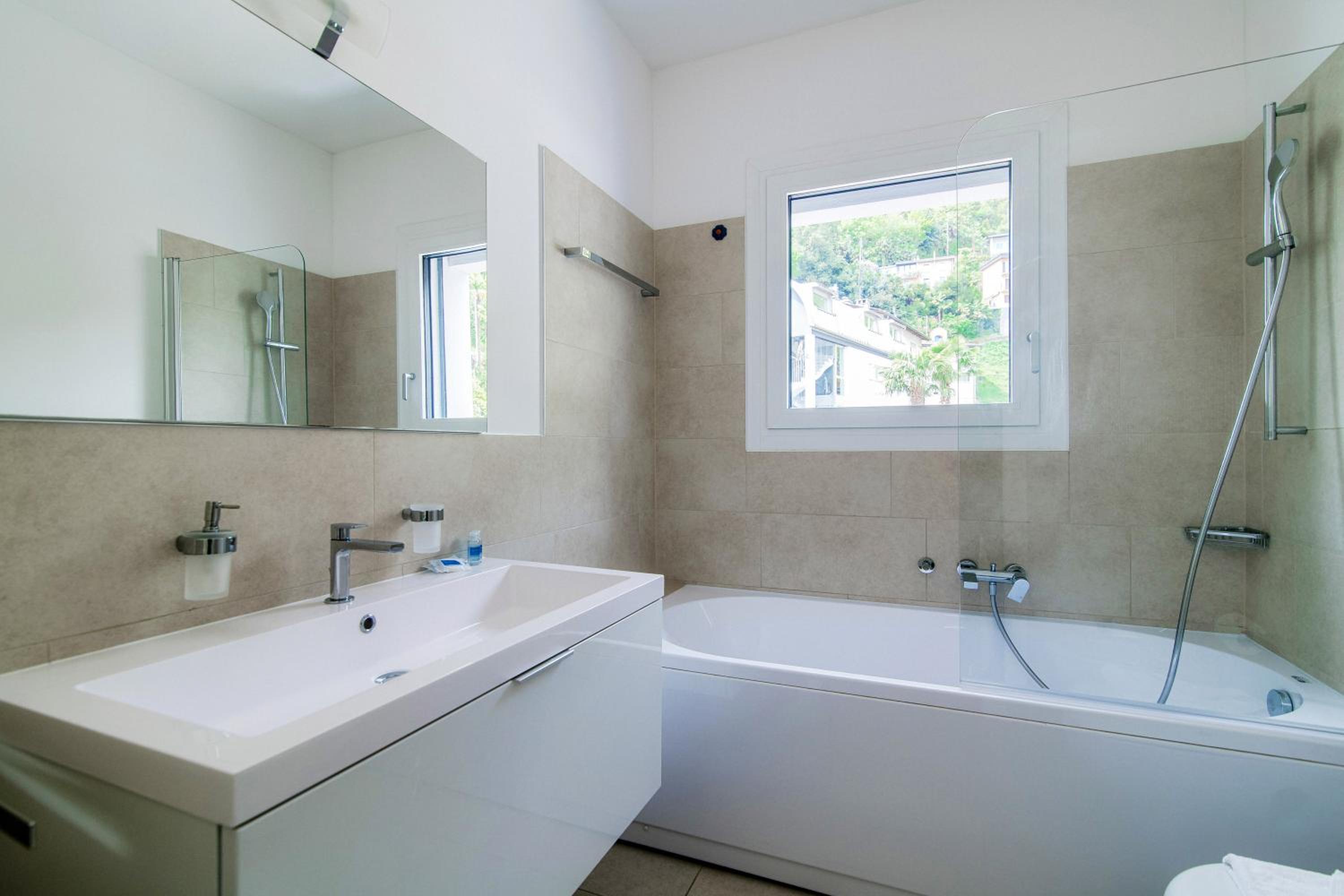 Brissago 3 by Quokka 360 - romantic one-bedroom flat with large terrace