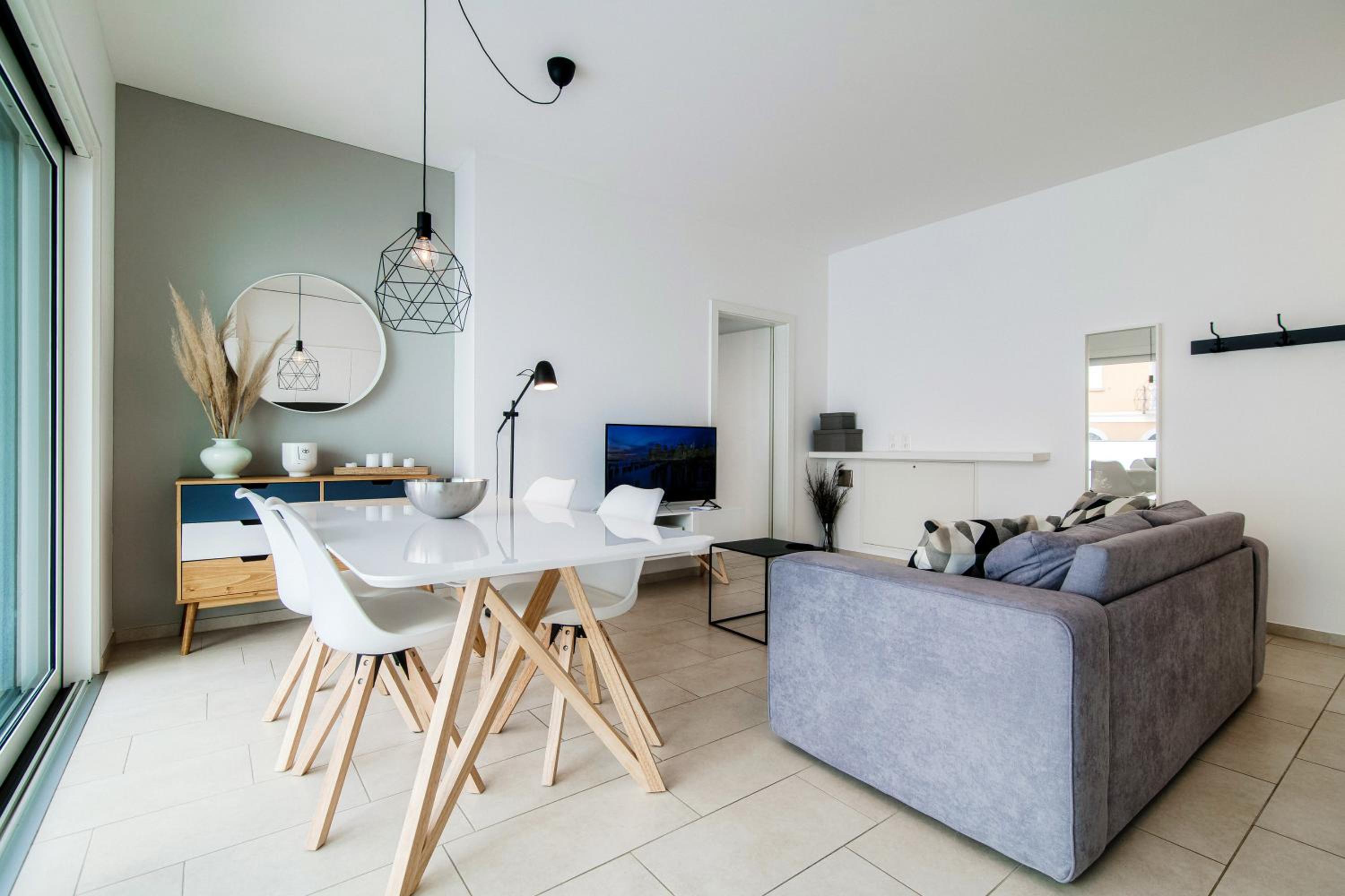 Brissago 3 by Quokka 360 - romantic one-bedroom flat with large terrace