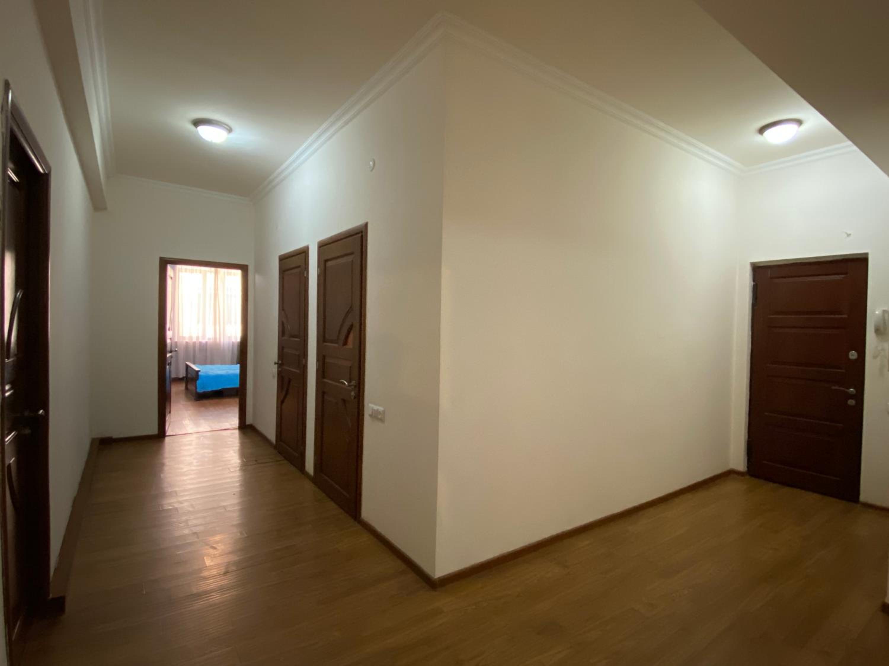 Argishti street, 2 bedrooms Spacious, Sunny apartment GL148