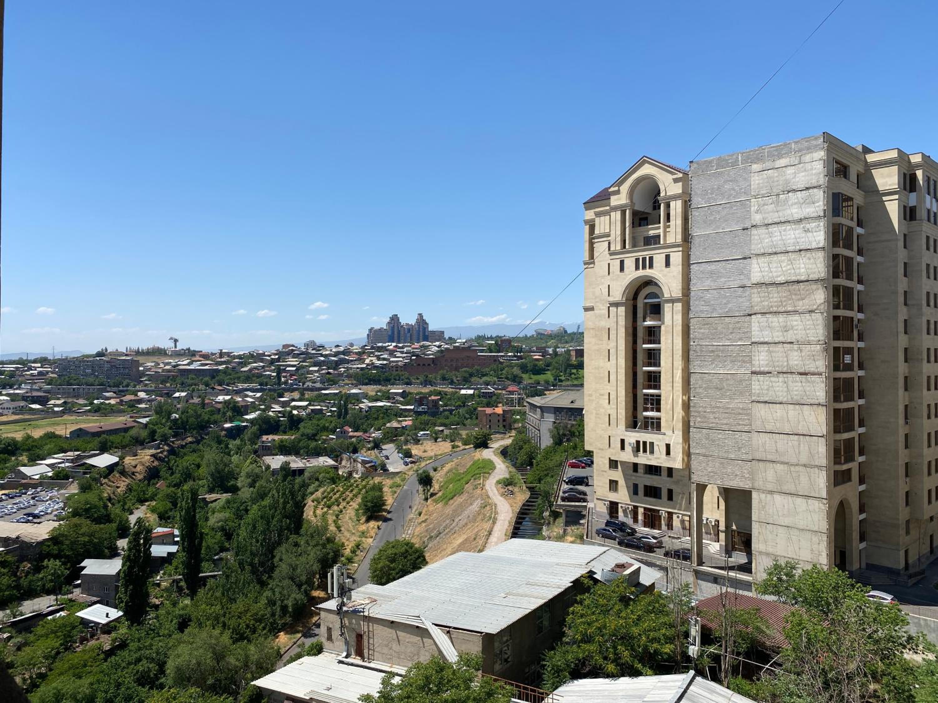 Argishti street, 2 bedrooms Spacious, Sunny apartment GL148