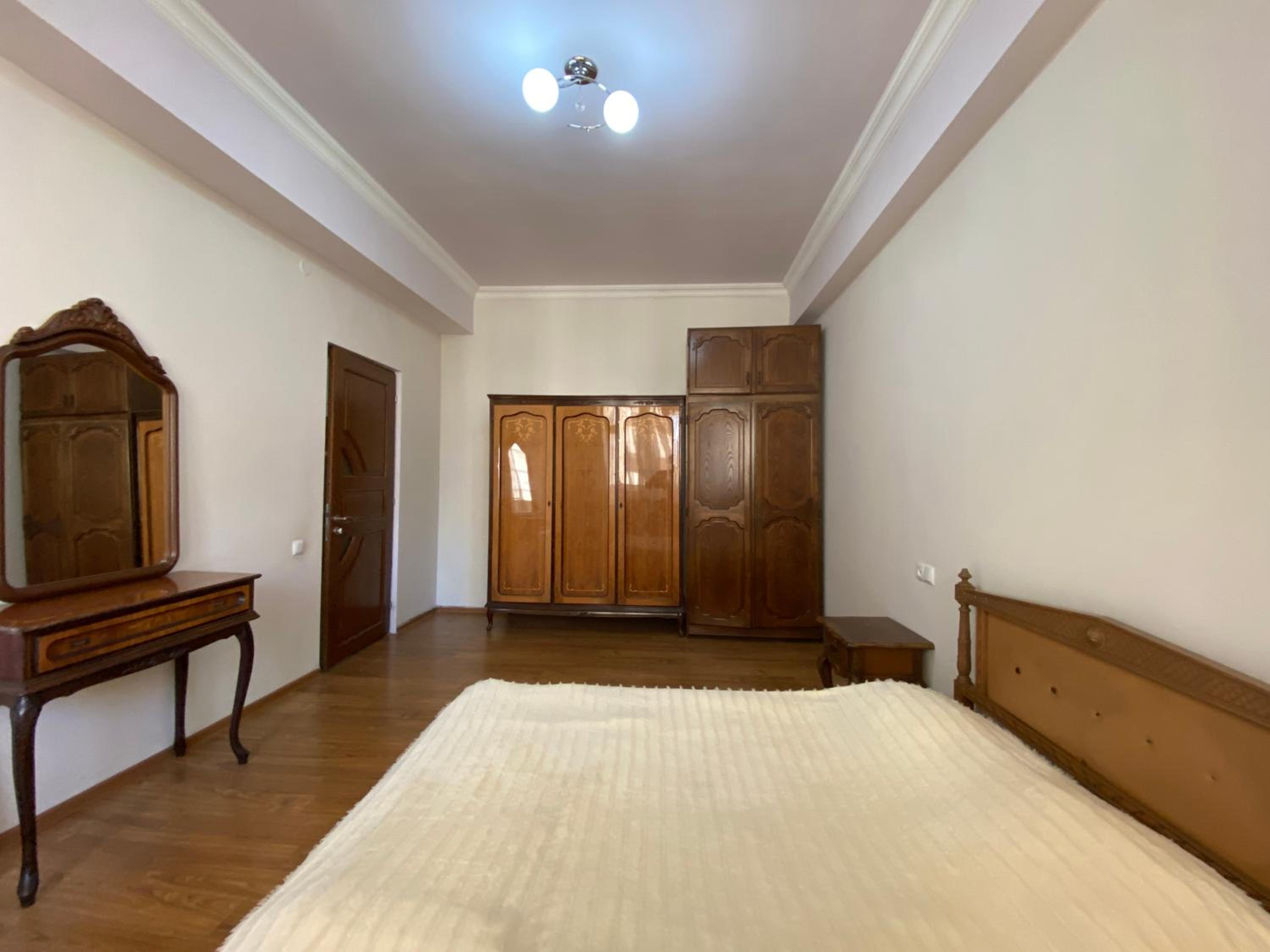 Argishti street, 2 bedrooms Spacious, Sunny apartment GL148