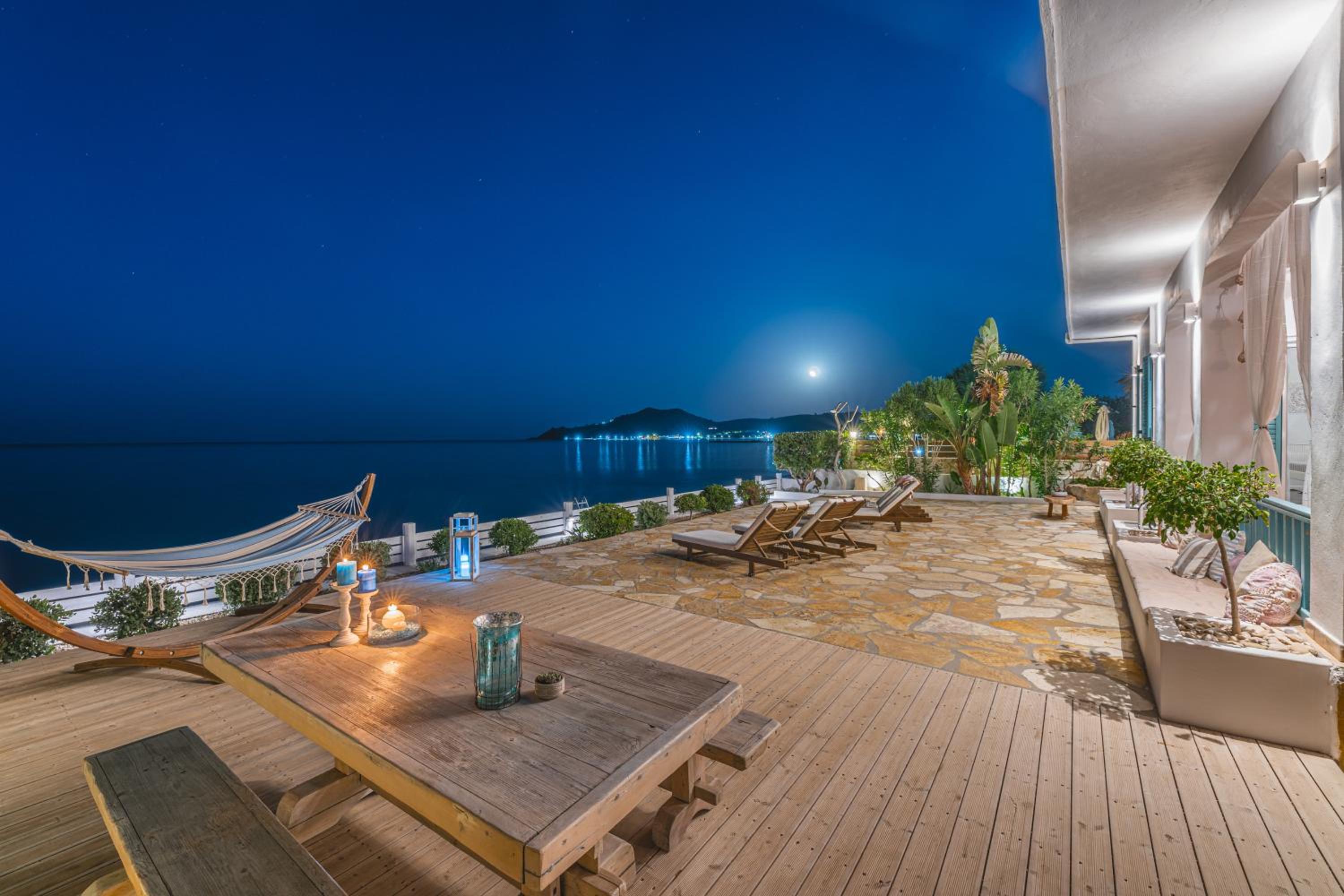 Anemos Beach House, by ZanteWize photo 4