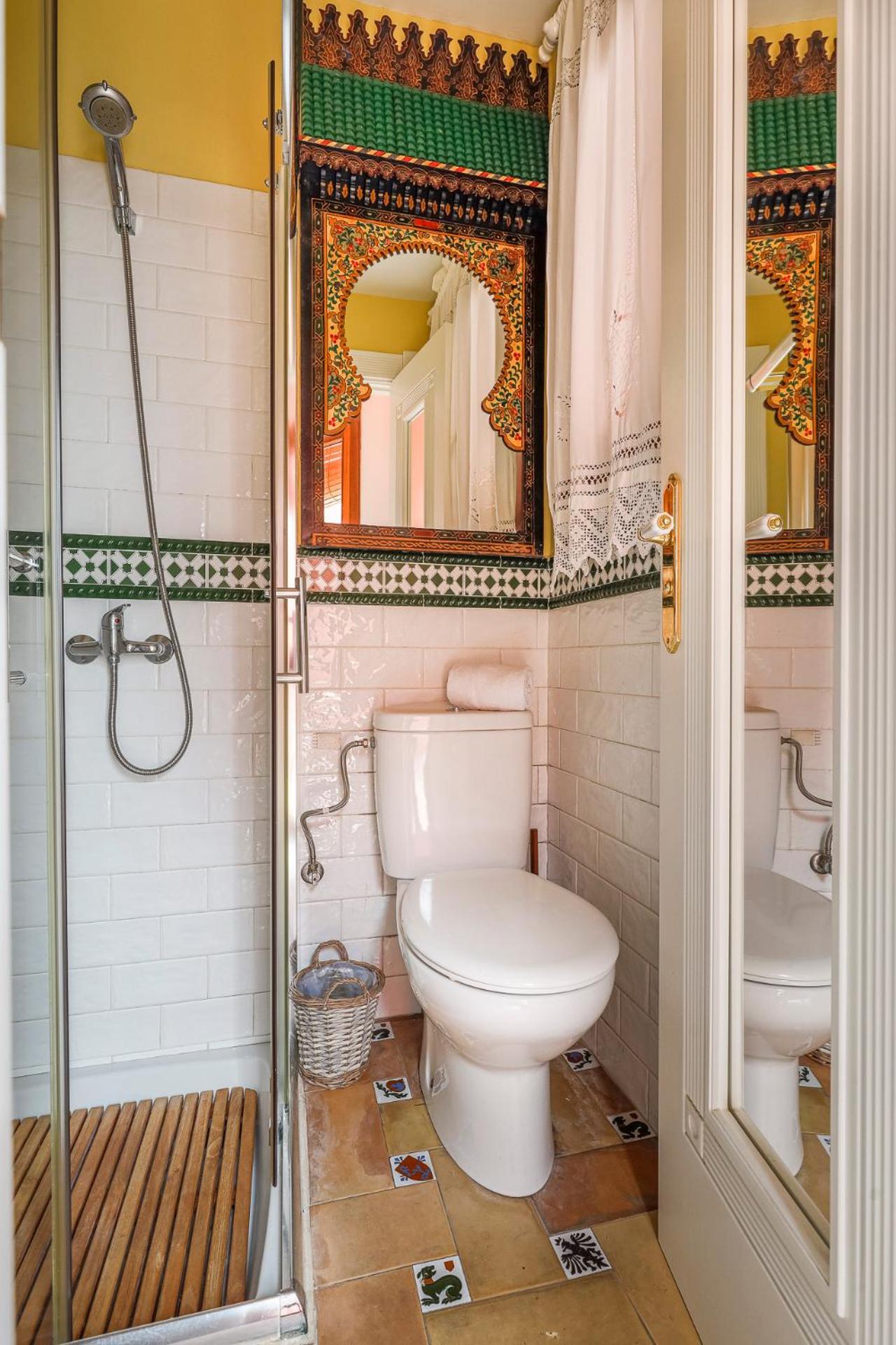 Historic apartment in Santa Cruz view 2