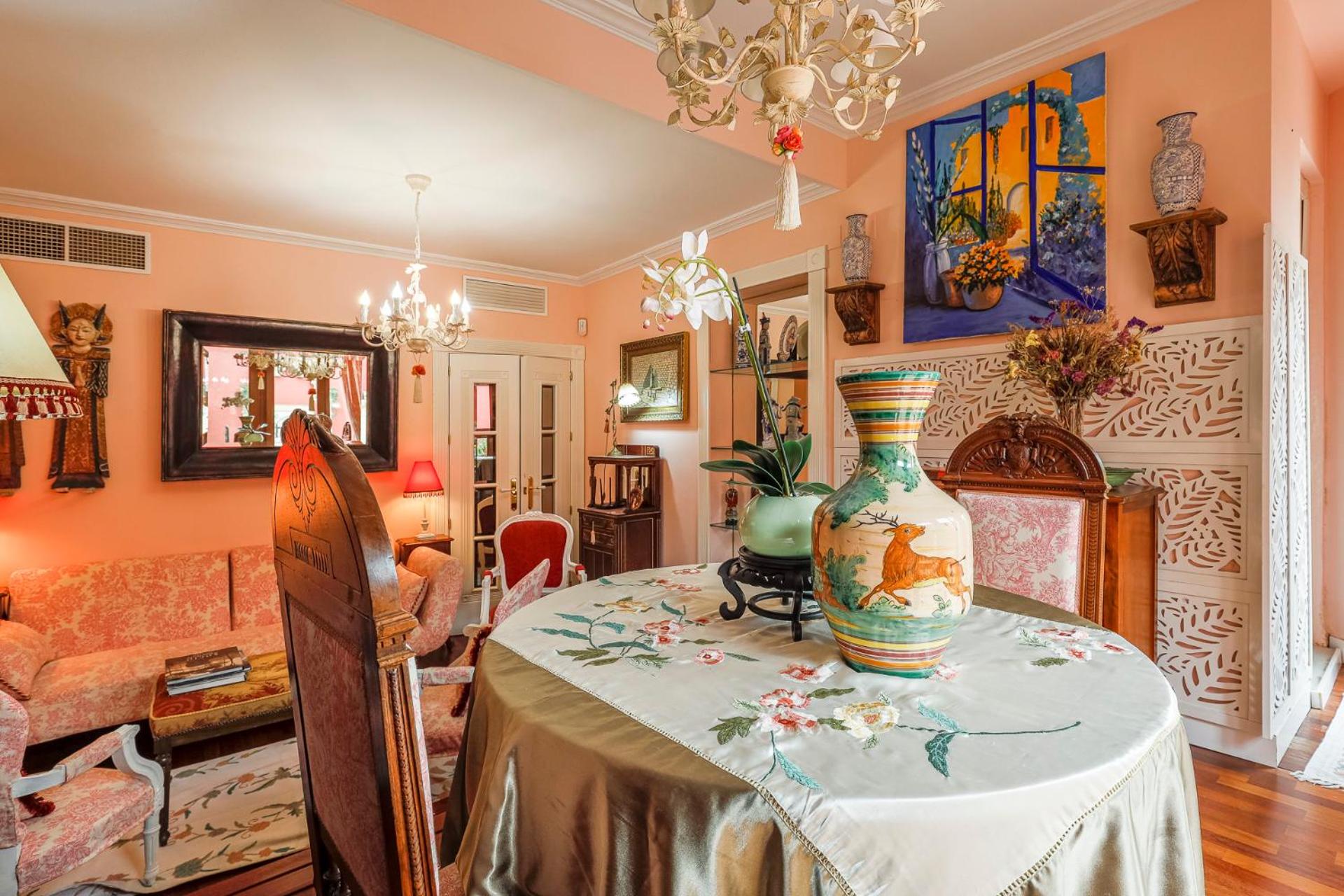 Historic apartment in Santa Cruz view 5