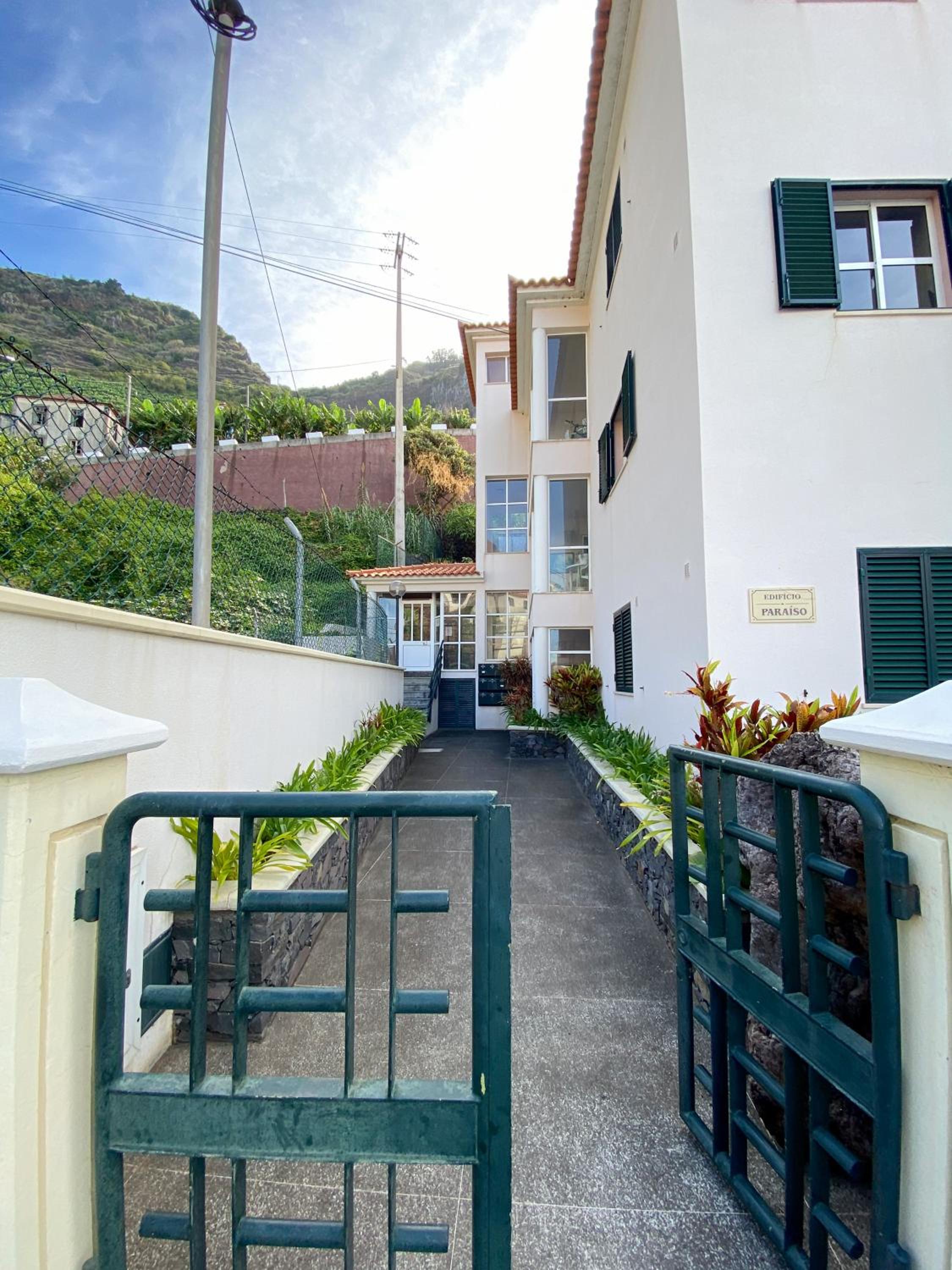 Hotel The Palms Apartment - Image 1