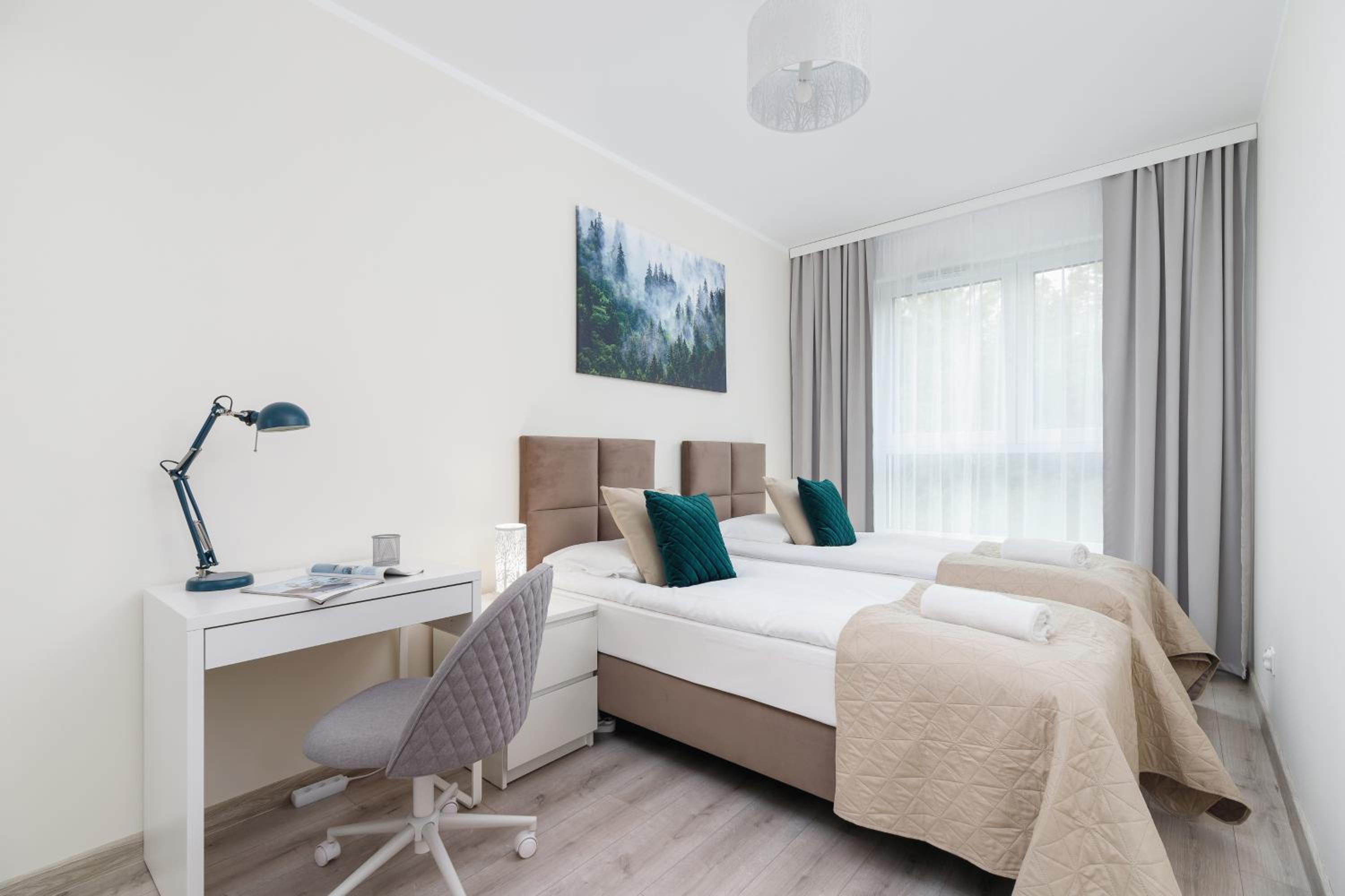 W Parku Lotników Apartments Tauron Arena by Renters view 5