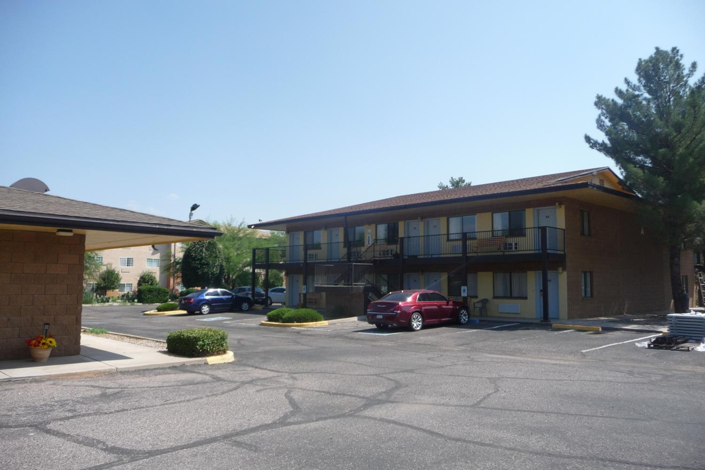 Sierra Inn Near Fort Huachuca AZ view 5