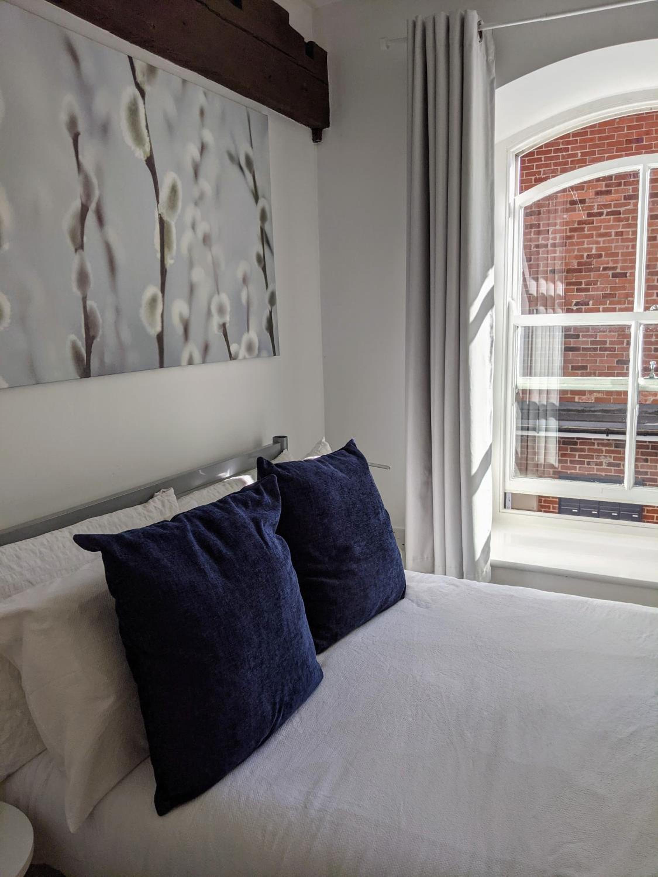 Riverside Apartment York view 2