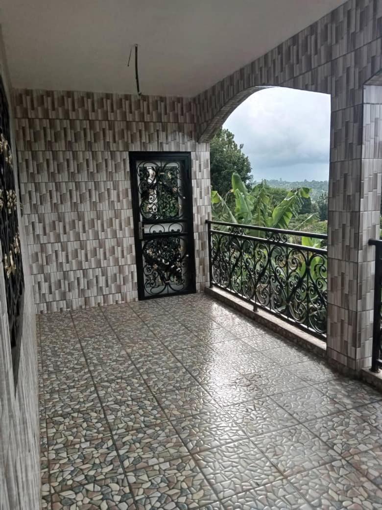 RESIDENCE DU PELERIN - Villa l'écrin de verdure à Bandjoun