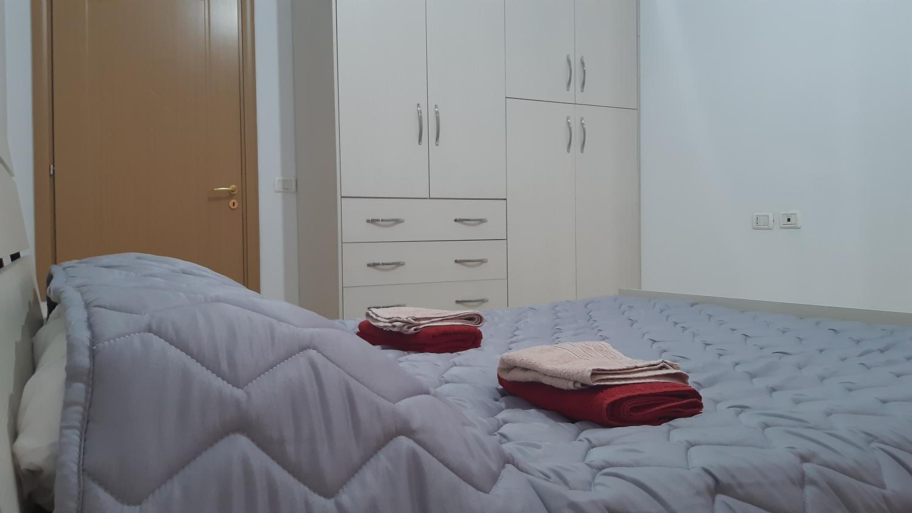 Home Sweet Home 3 - Guest House
