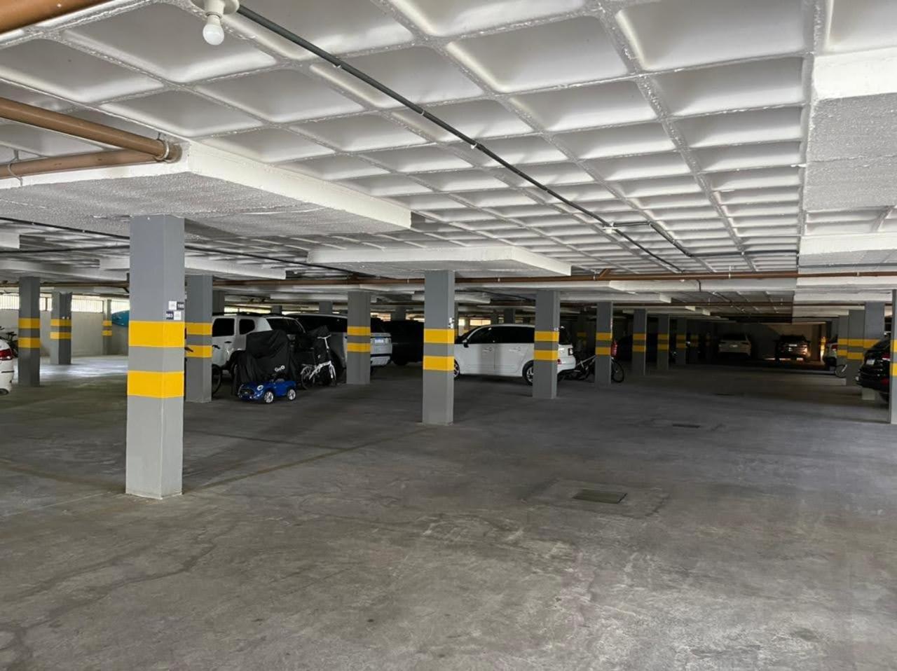 Apartamento Praia do Forte no Melhor Condôminio e Praia