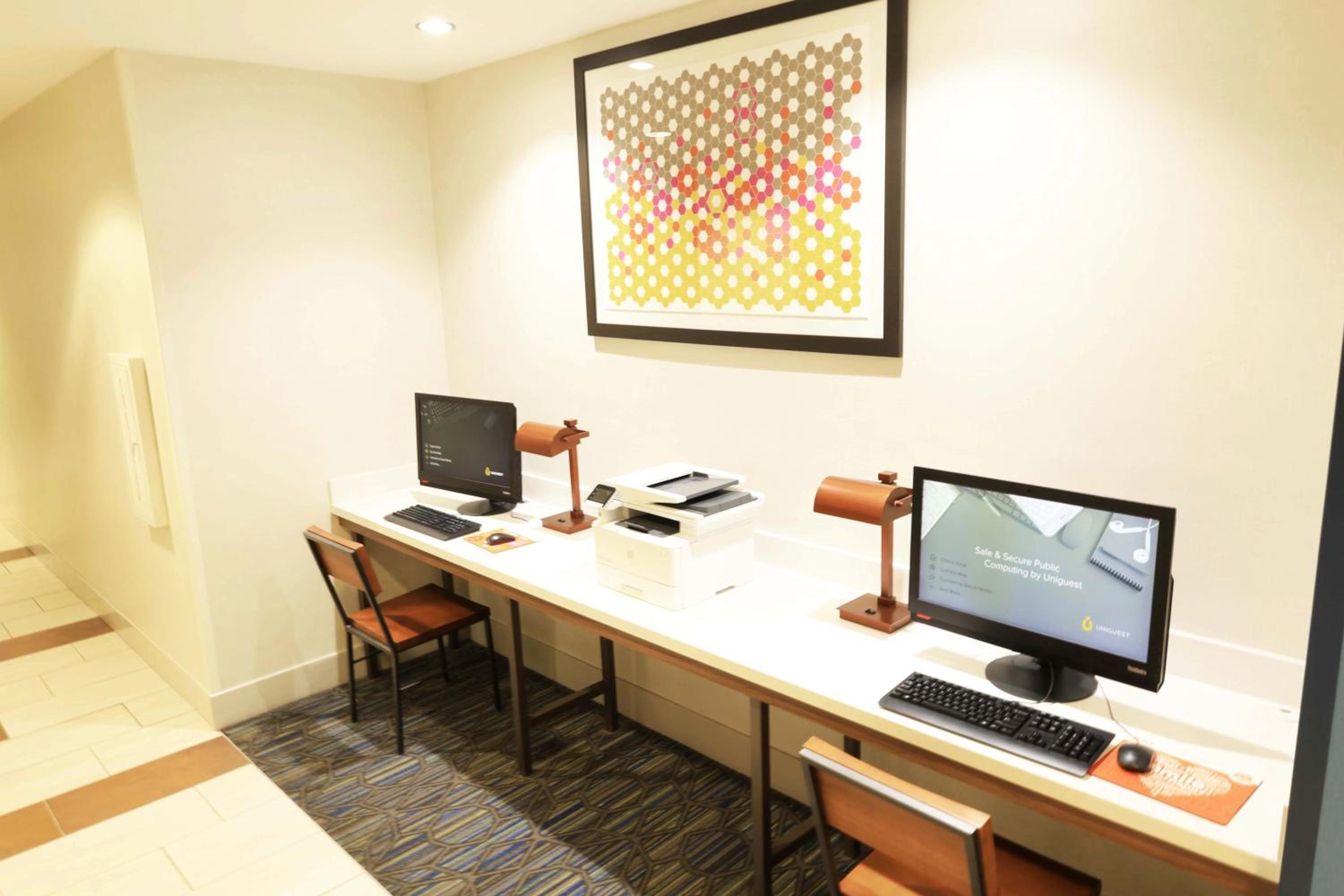 Holiday Inn Express Hotel Suites Napa Valley-American Canyon, an IHG Hotel - Property Image 19