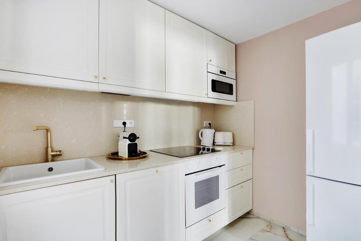 Pick A Flat's Apartments in Opéra Saint Lazarre - Rue de l'Isly