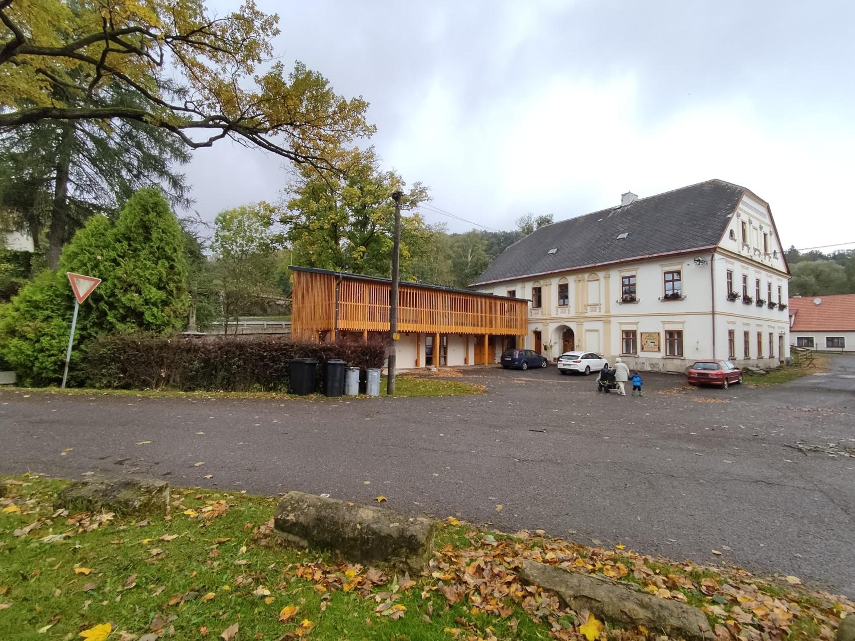 Photo 16