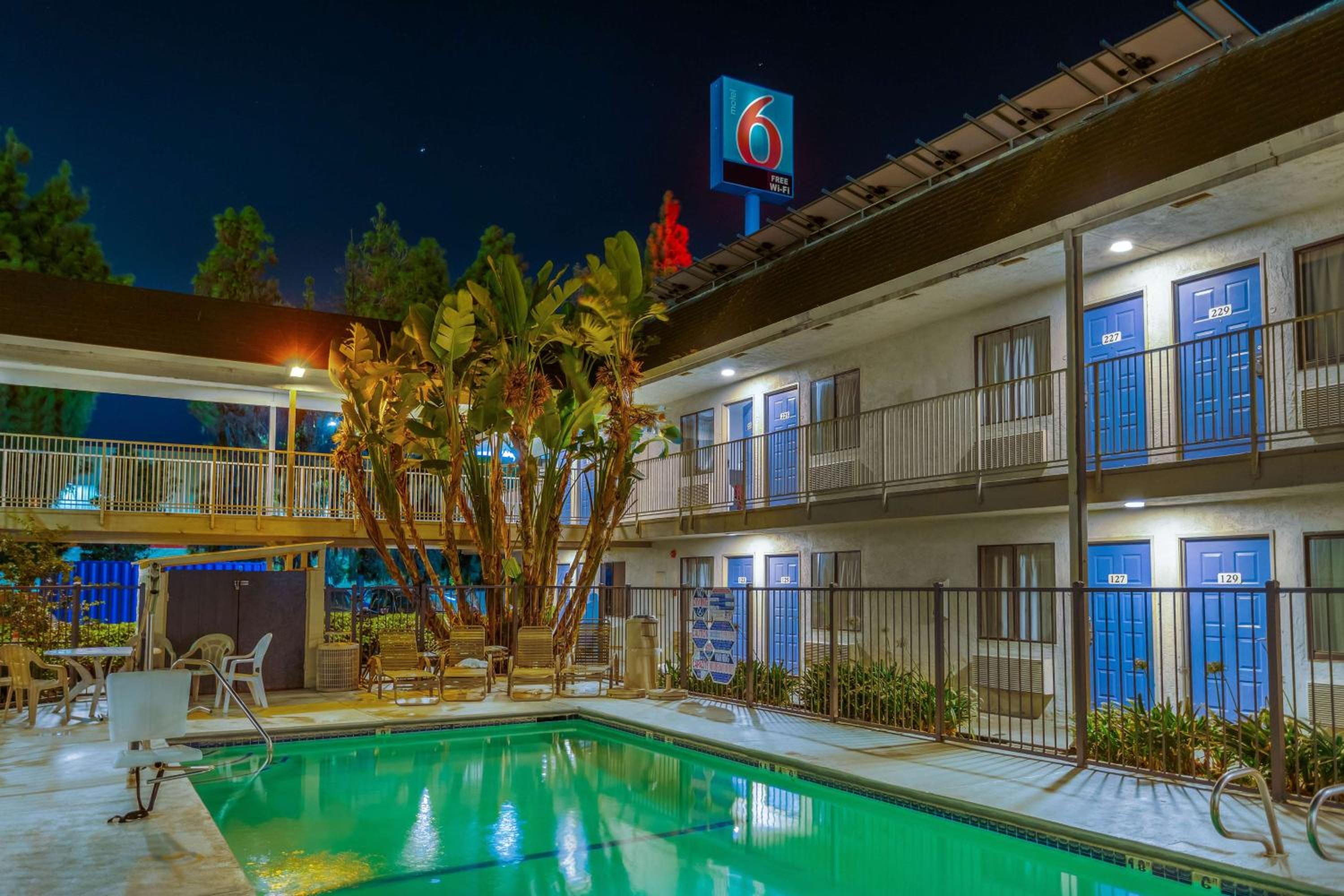Merced Vacations - Motel 6-Merced, CA - North - Property Image 4