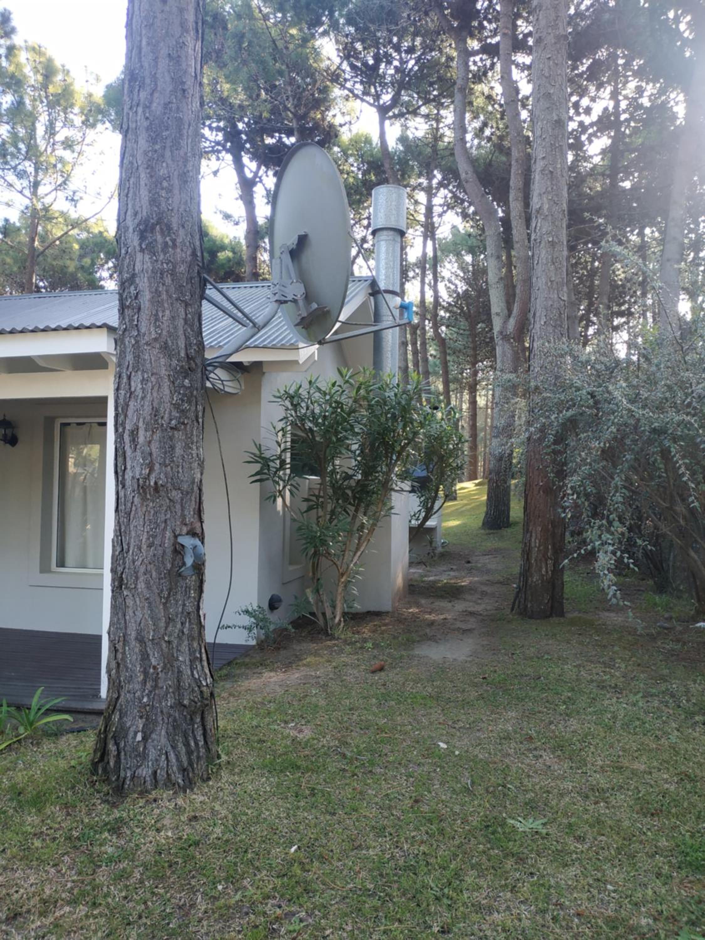 Pinamar Norte Casa Aquiles 8 pax