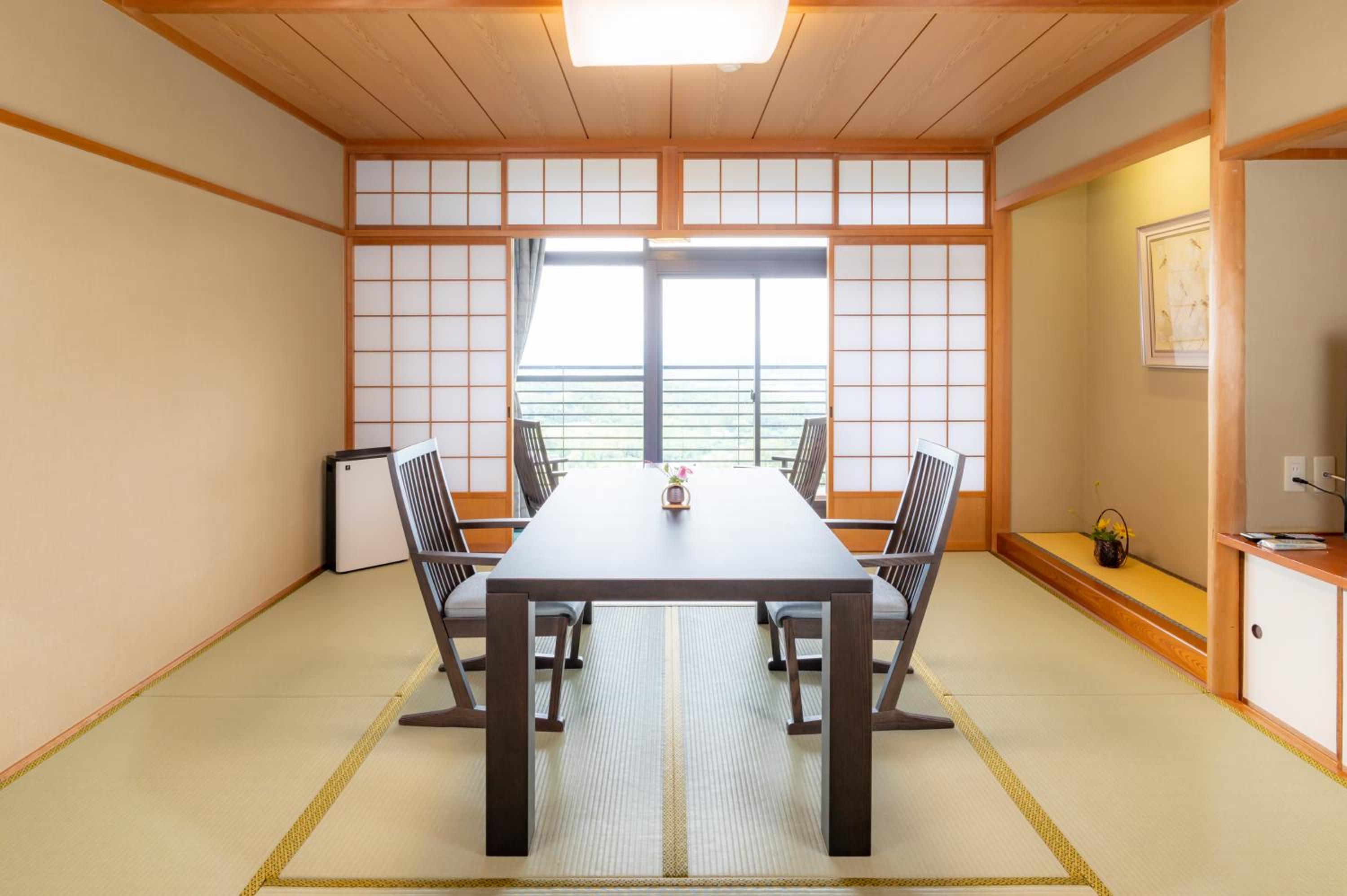 Motoyu Kosenkaku
