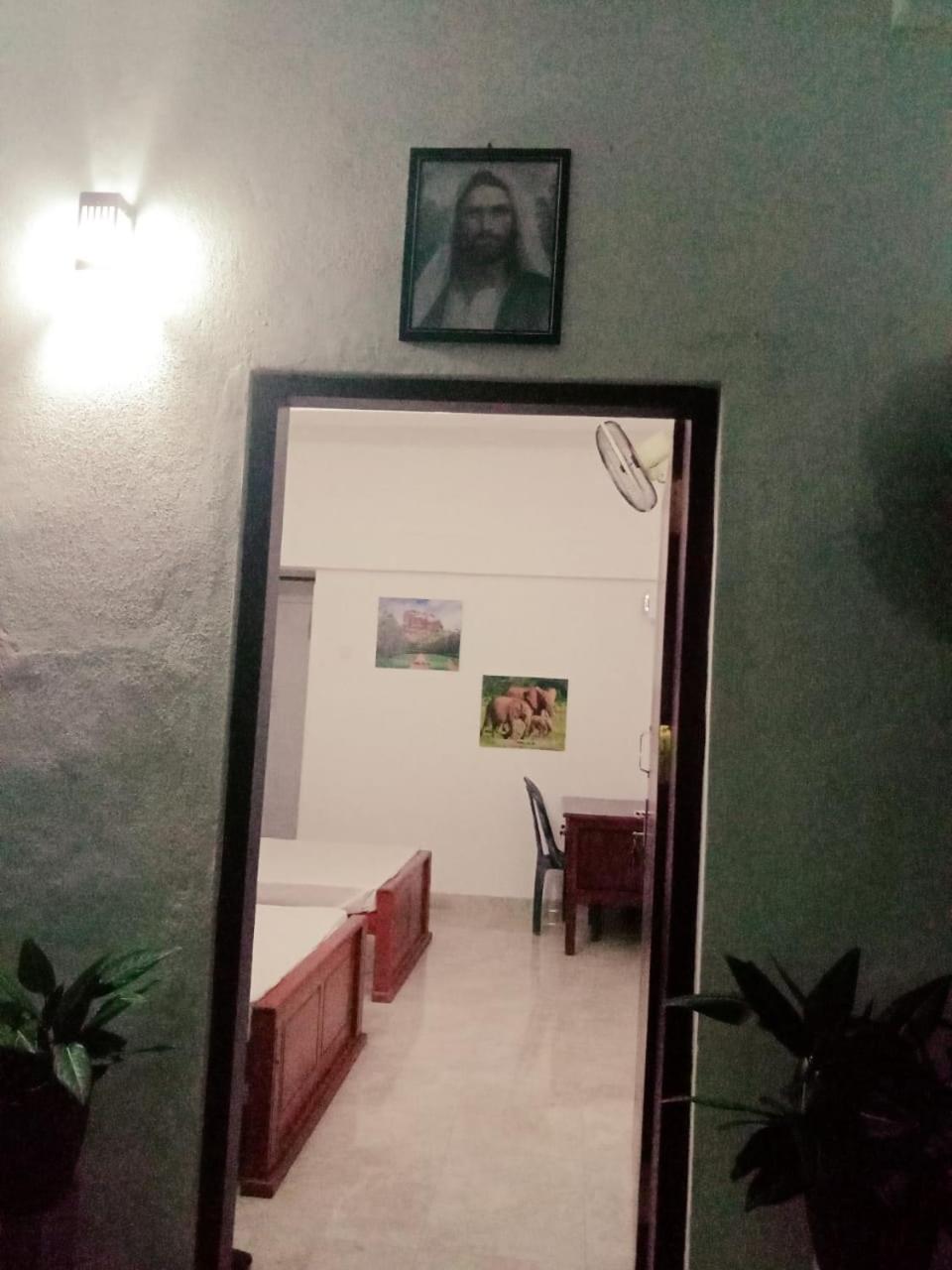 Photo 43