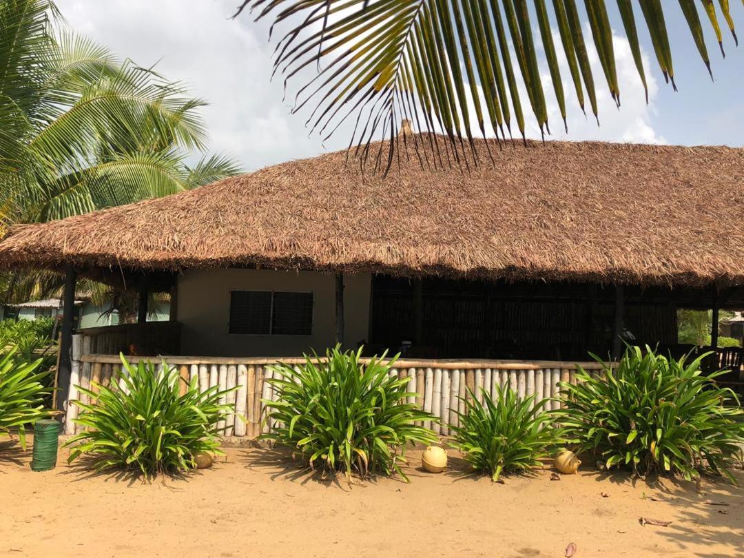 The Akwidaa Inn