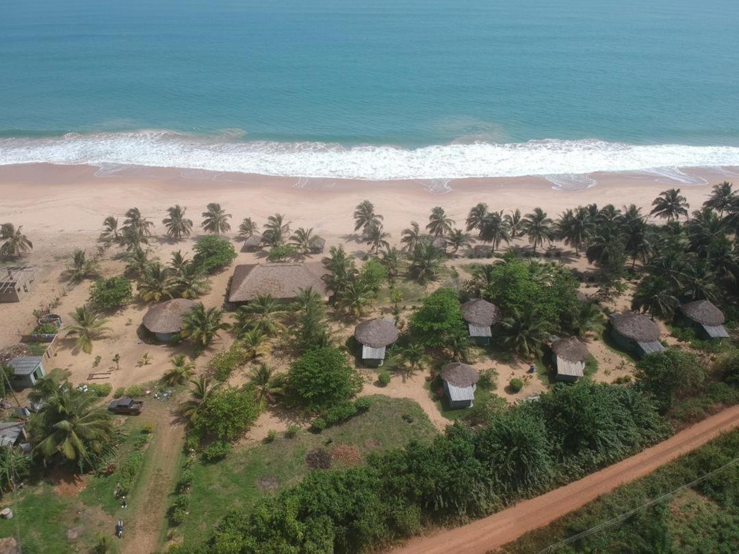 The Akwidaa Inn