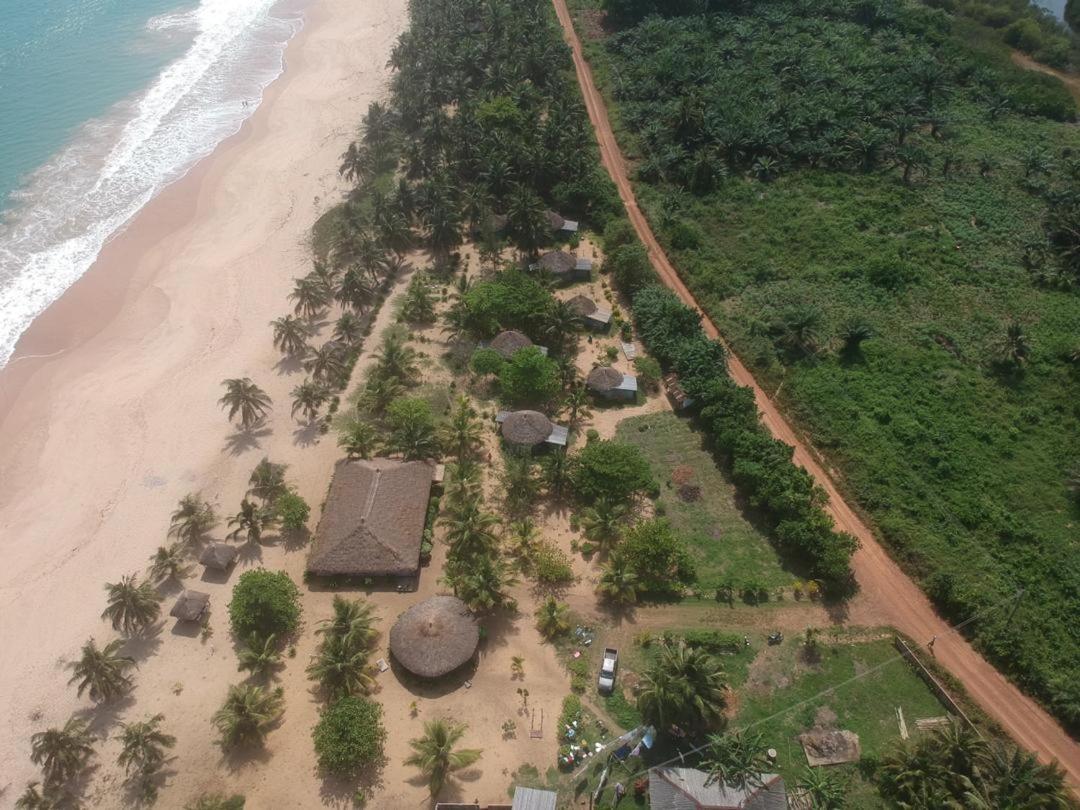 The Akwidaa Inn