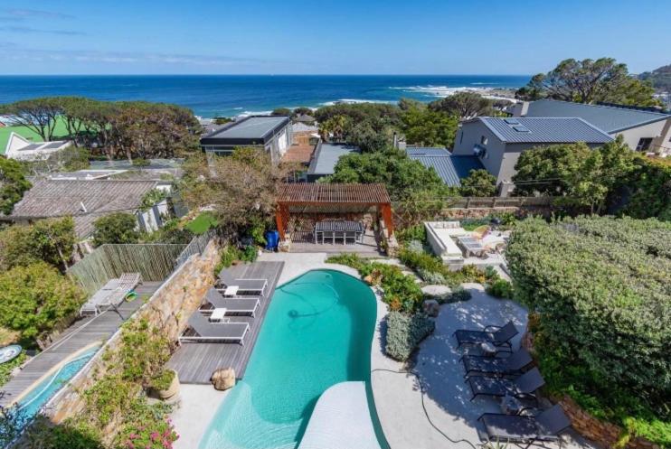 Far Horizons Camps Bay