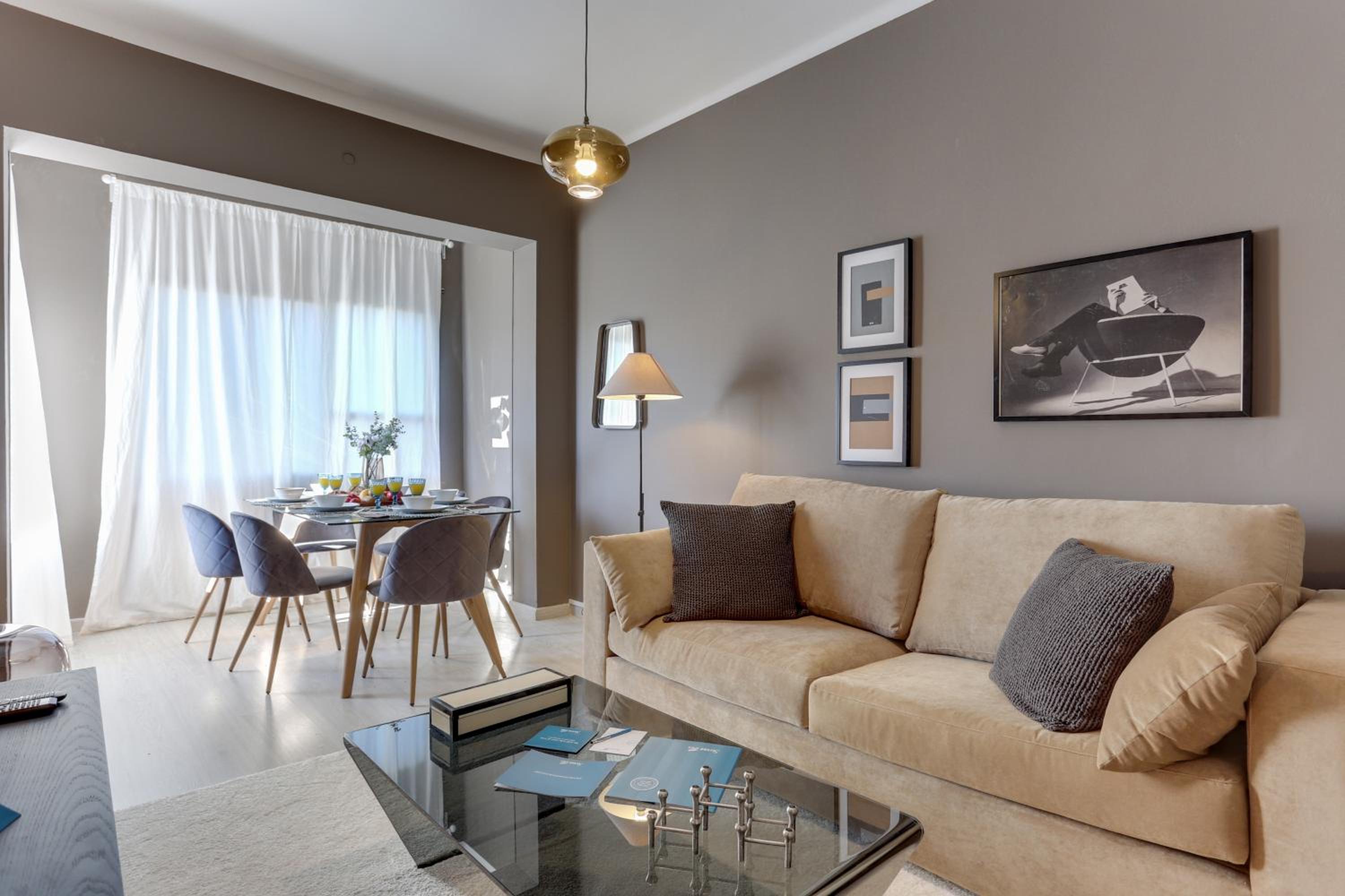 Sweett - The Roca House