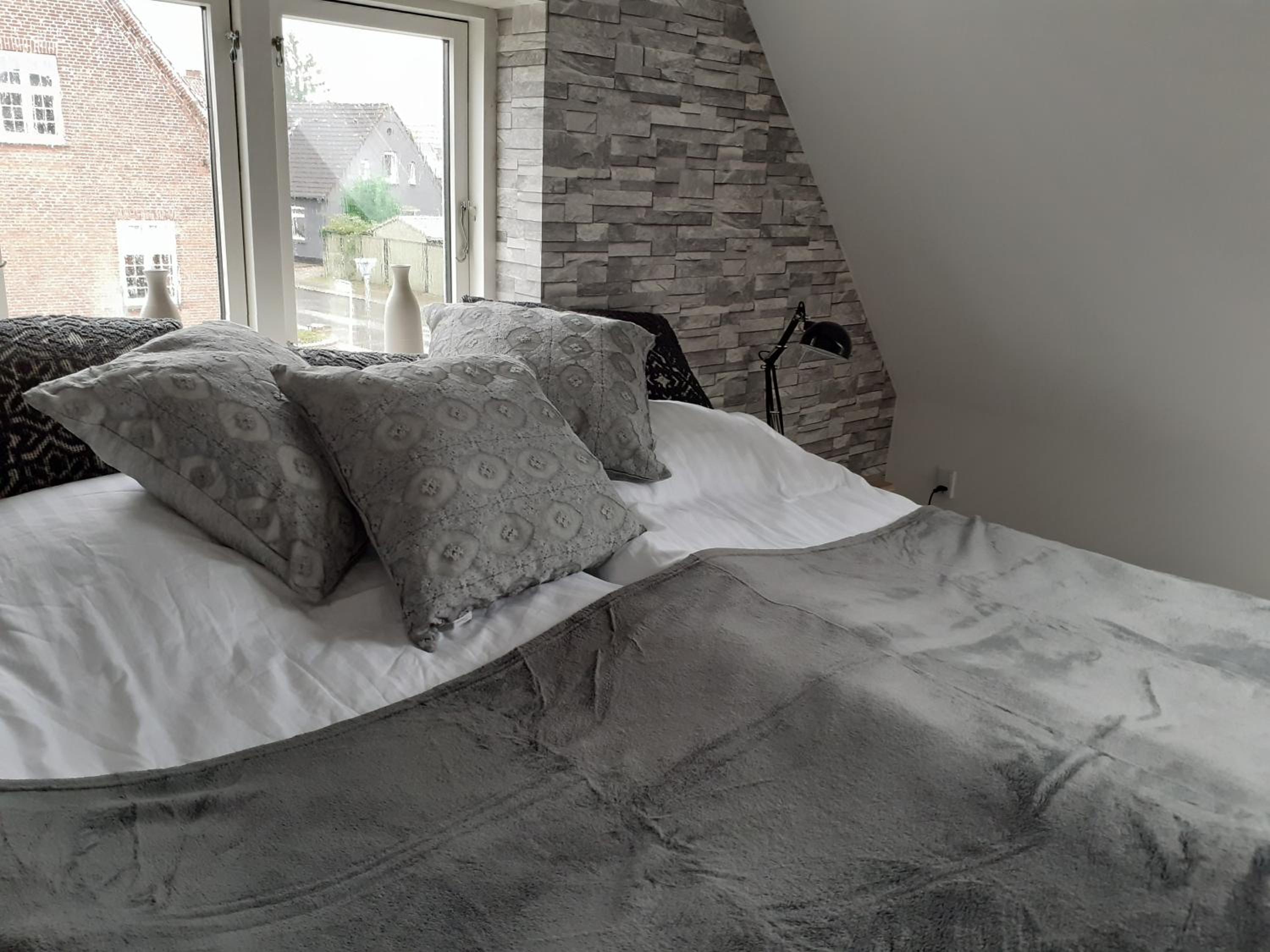 Ezzo guest house
