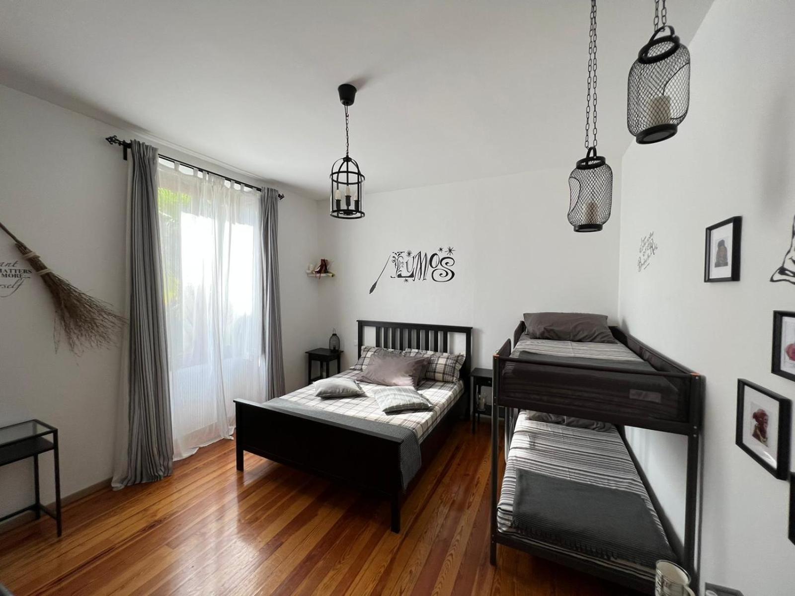 Frankie’s House, 写真 62