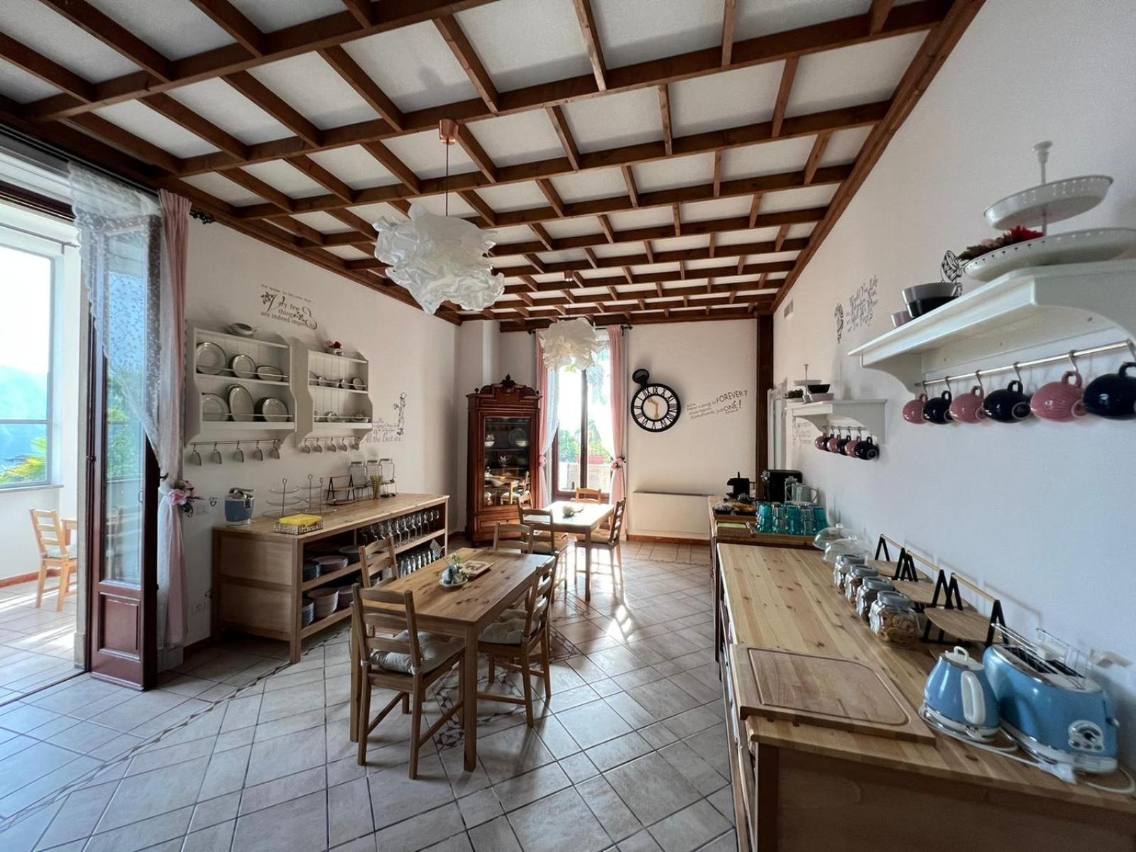Frankie’s House, 写真 38