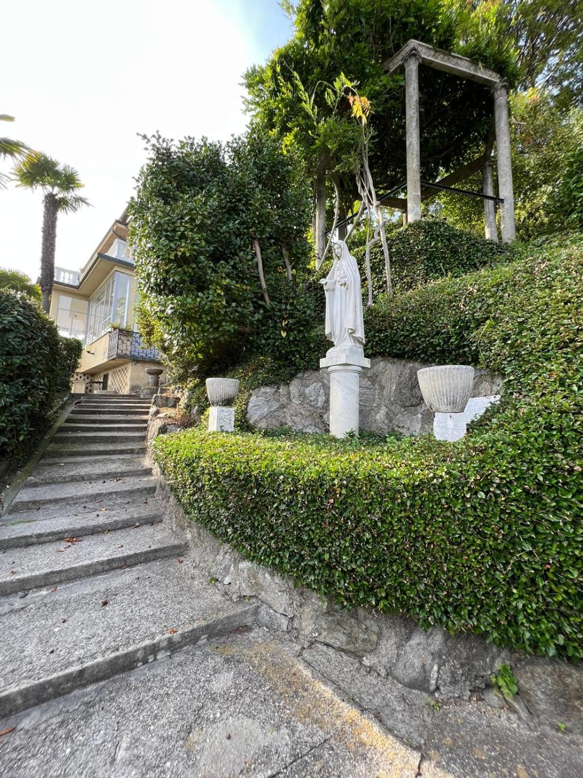 Frankie’s House, 写真 79