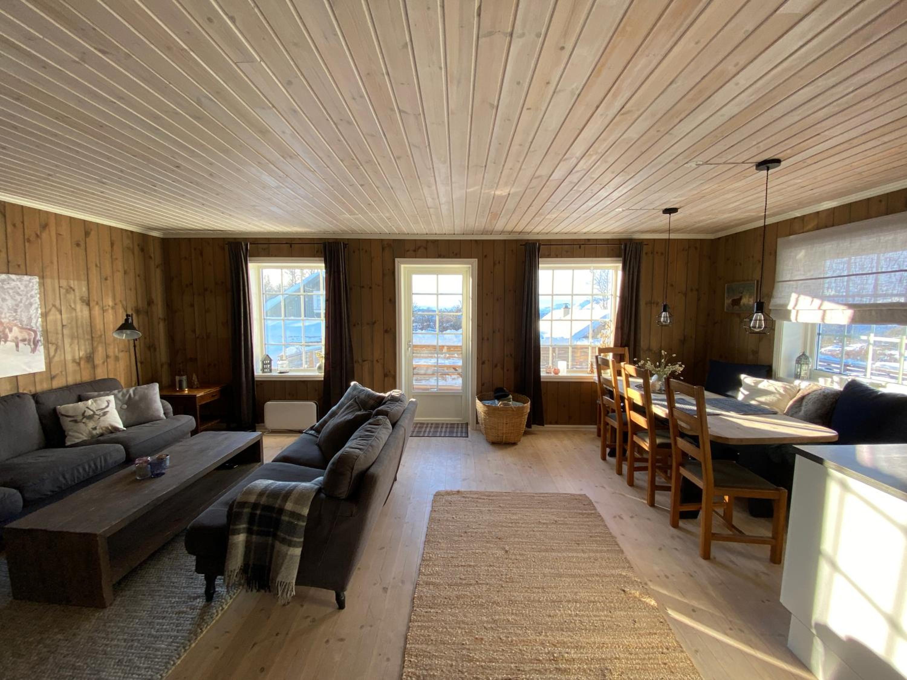 Endely - ski inn / ut view 5