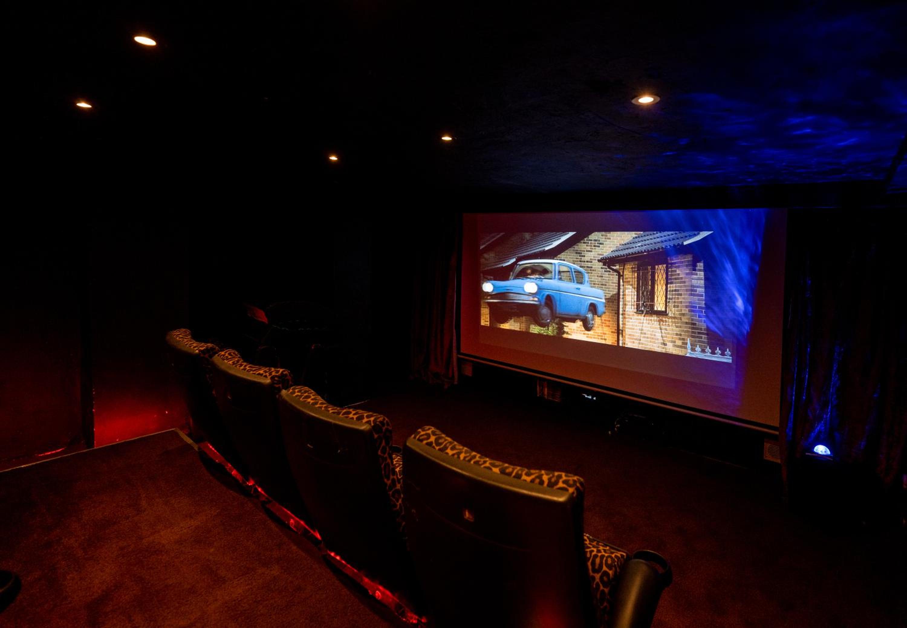 Blackpool Abode – The Cinema House view 3