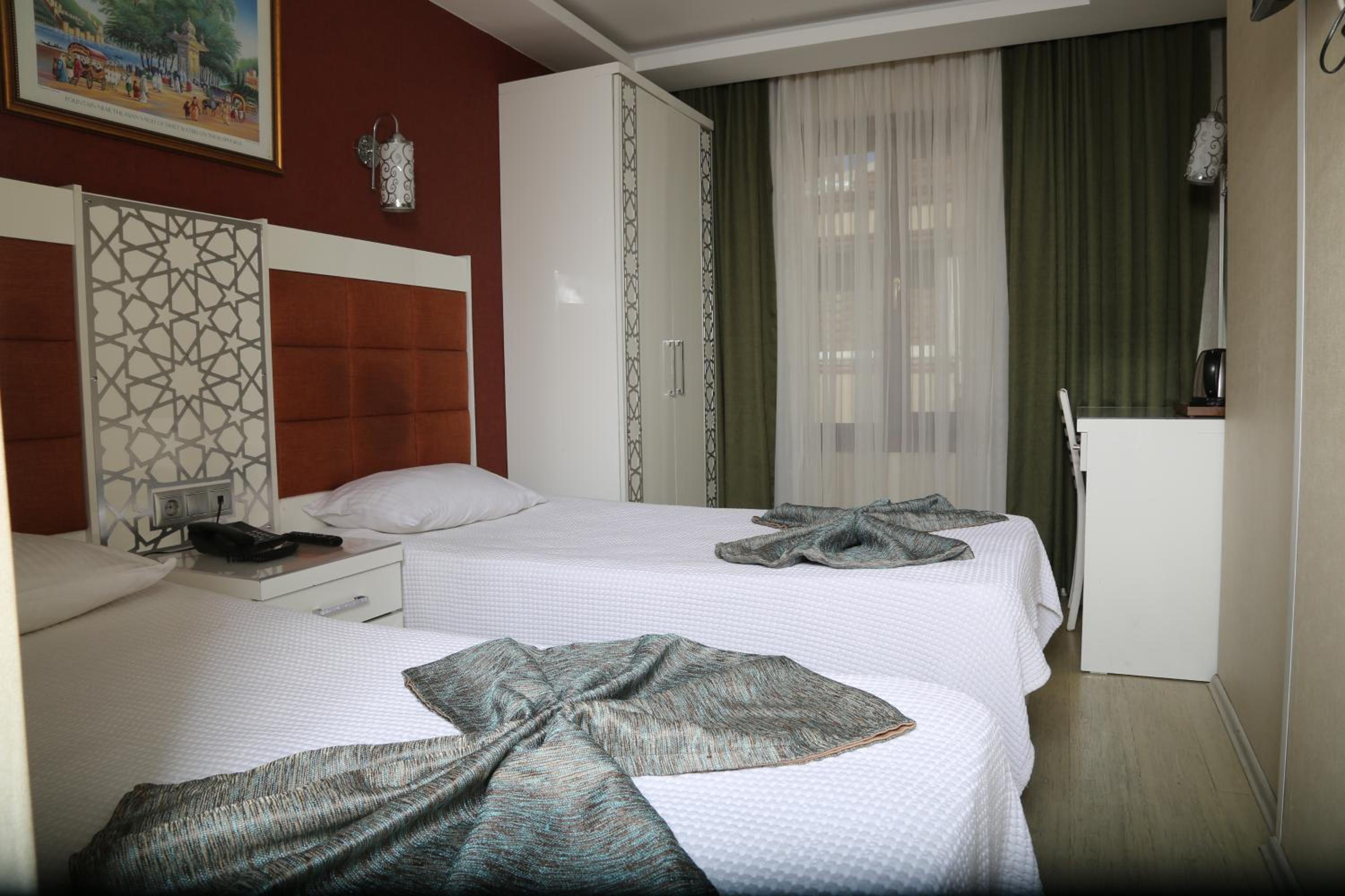 Istanbul River Hotel - Image 16