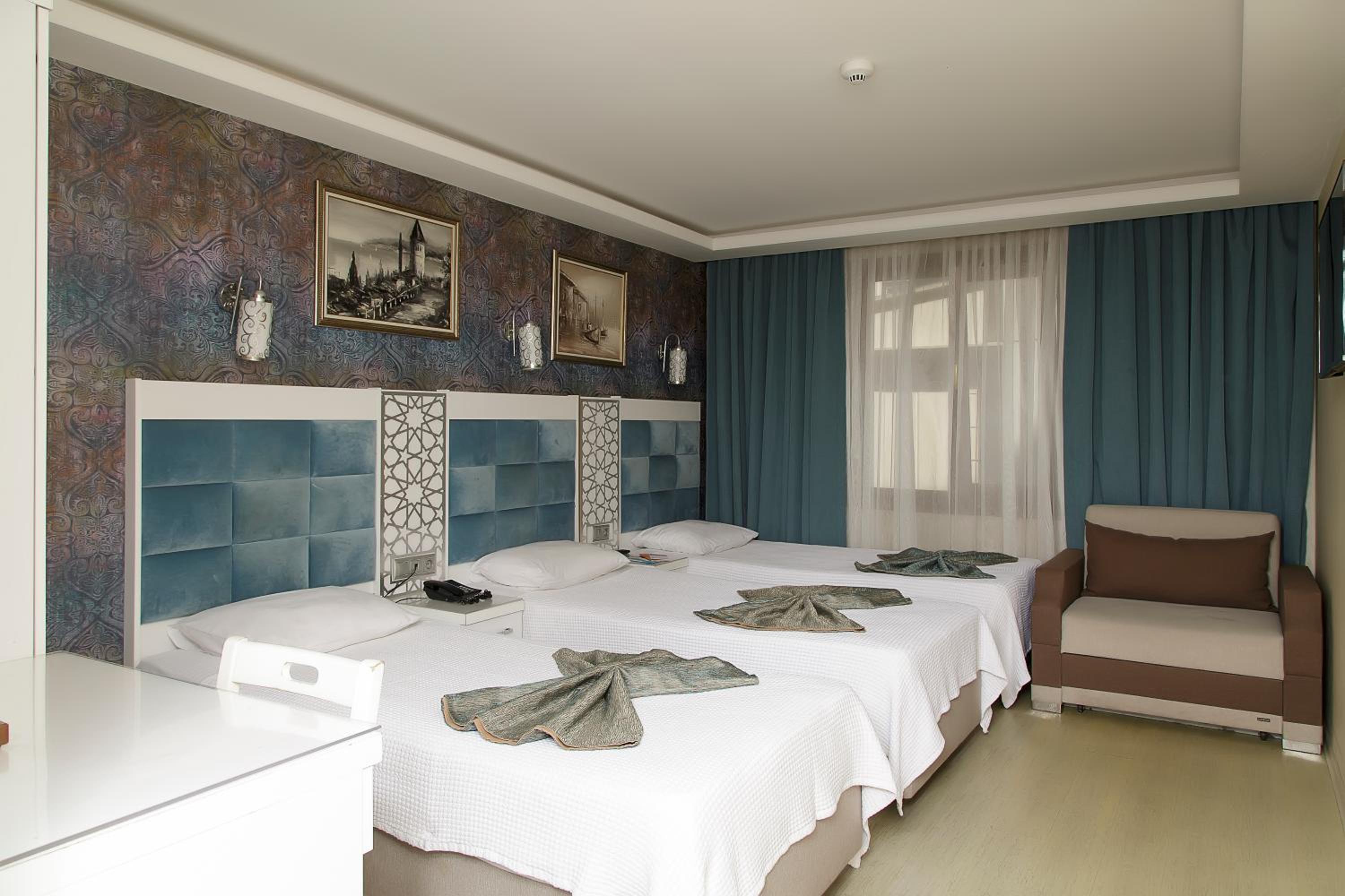 Istanbul River Hotel - Image 23