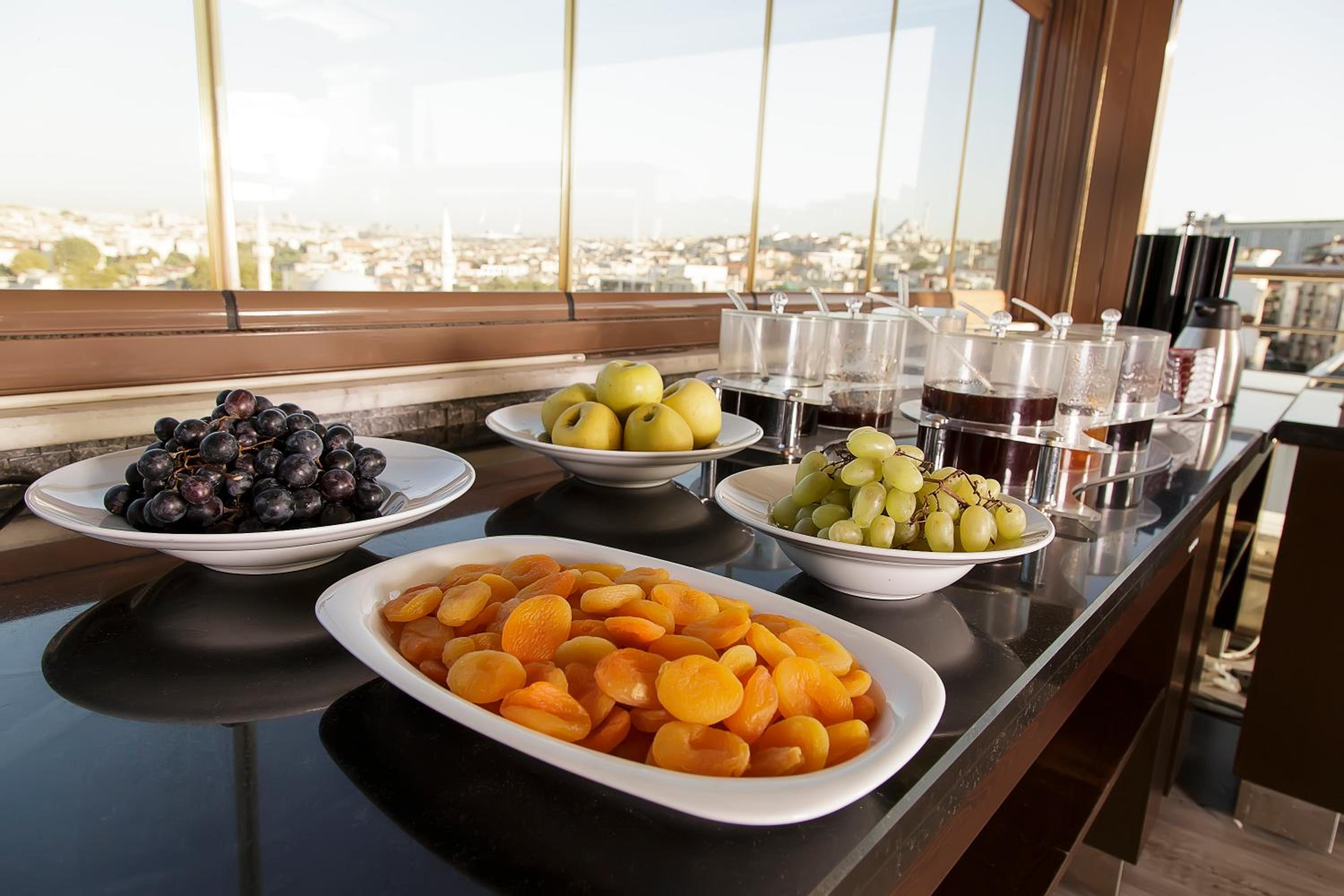 Istanbul River Hotel - Image 34