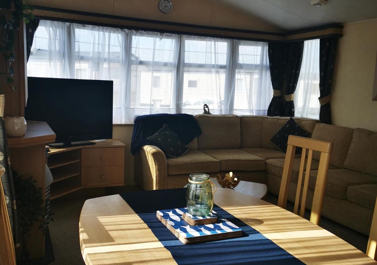Tranquil 6 Berth Luxury Holiday Home view 2
