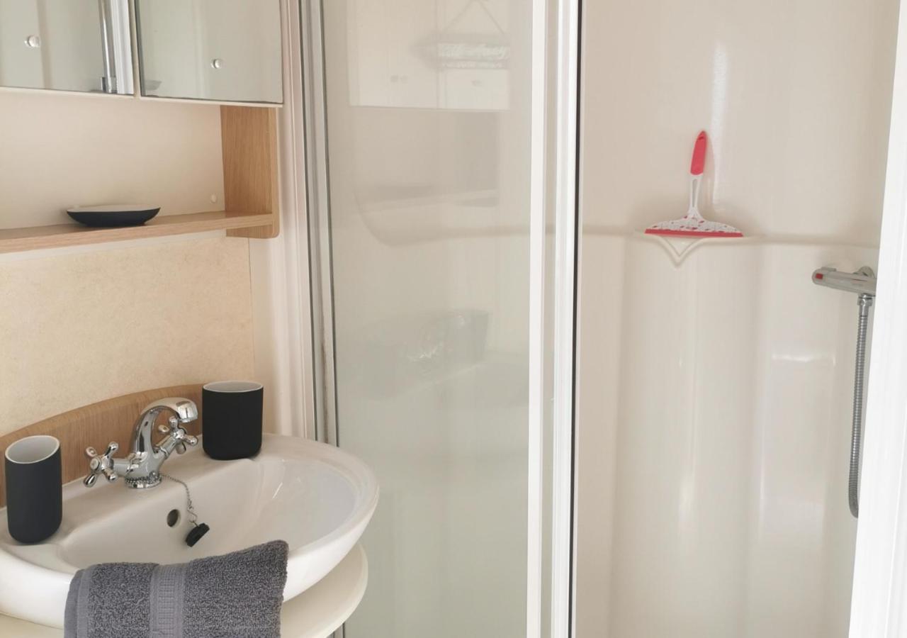 Tranquil 6 Berth Luxury Holiday Home view 4
